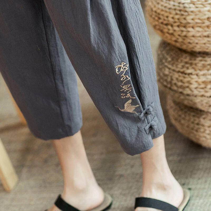 Buddha Stones Crane Embroidery Cotton Men's Cropped Harem Pants With Pockets