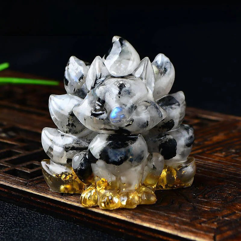 Buddha Stones Natural Various Crystal Strawberry Quartz Amethyst Nine Tailed Fox Protection Home Decoration