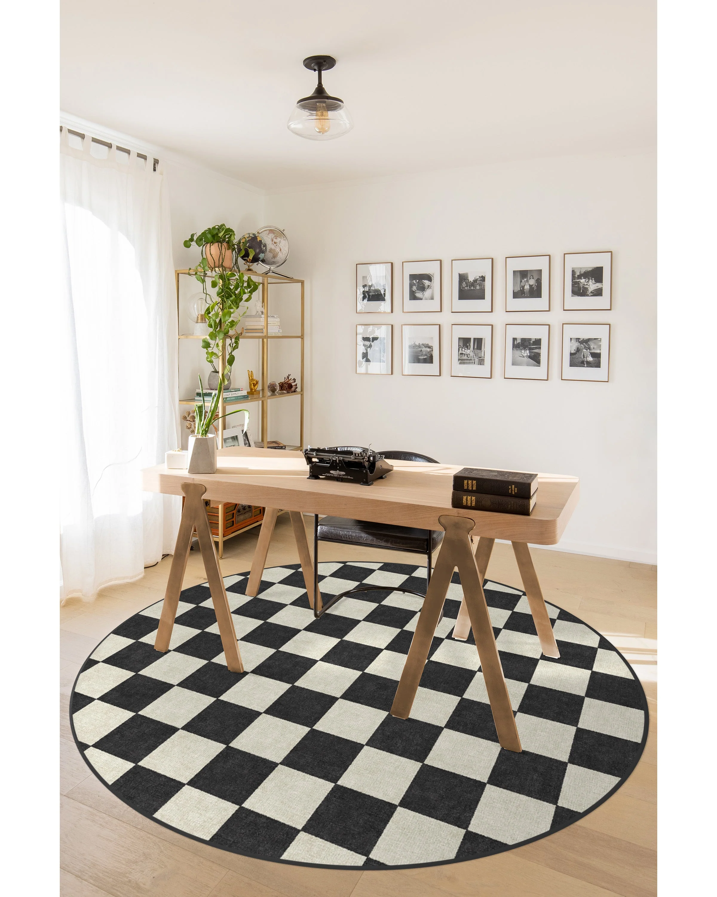 Jaque Checkered Black Rug