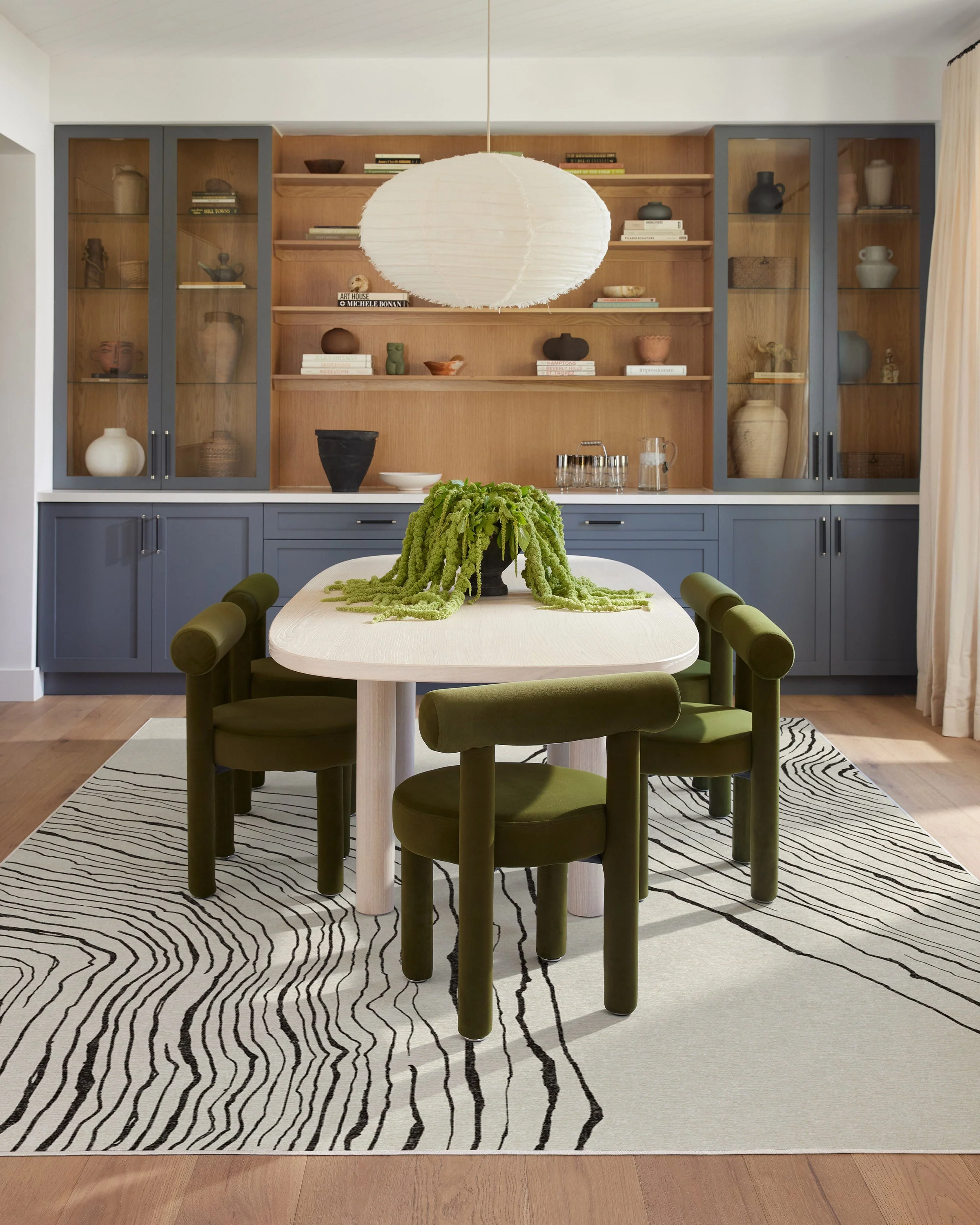 Seine Black & Ivory Rug by Nina Takesh