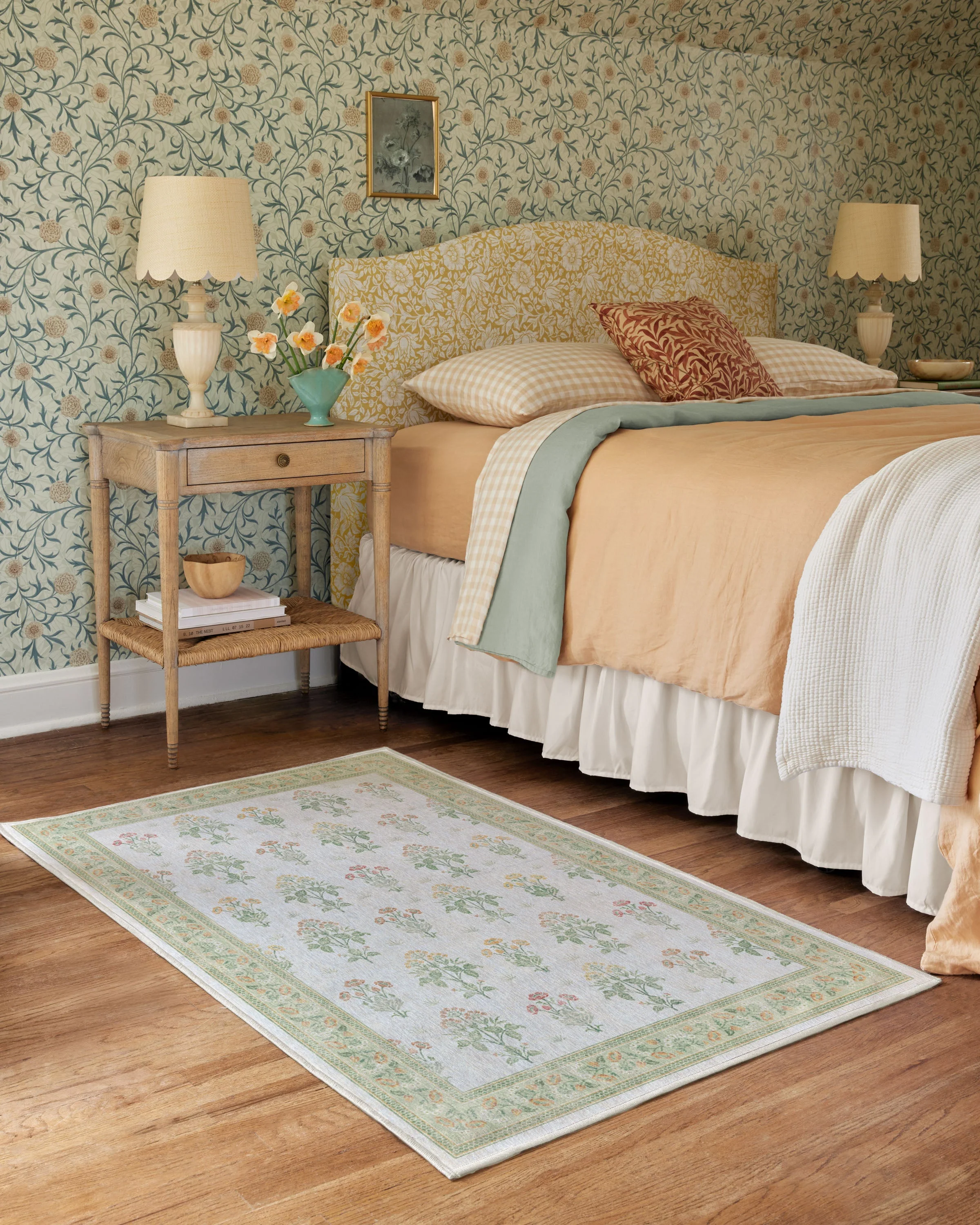 Meadow Sweet Ivory & Green Flatwoven Rug by Morris & Co.