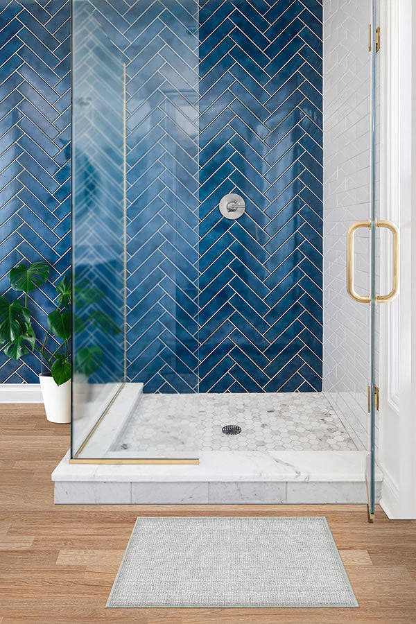 Solid Light Grey Bath Mat