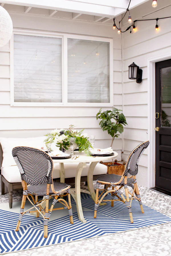 Beach Club Navy & Ivory Outdoor Rug by Gray Malin