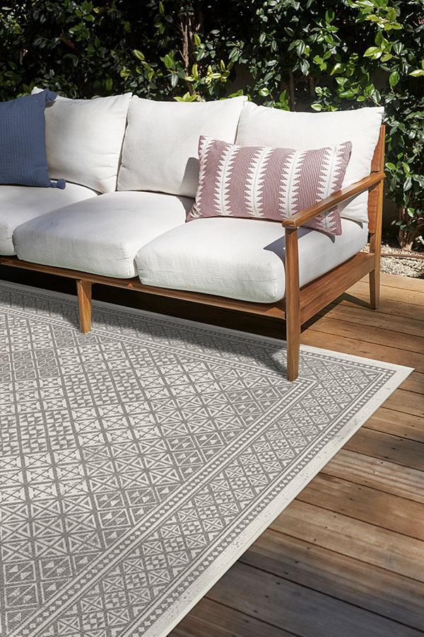 Loseta Grey Outdoor Rug