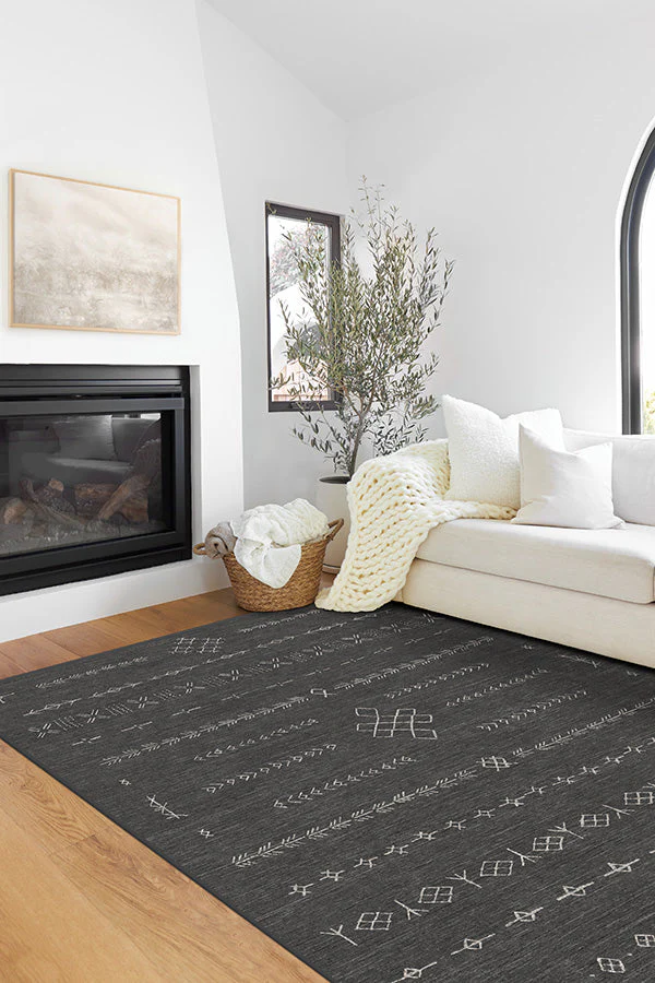 Astrid Soft Black Rug