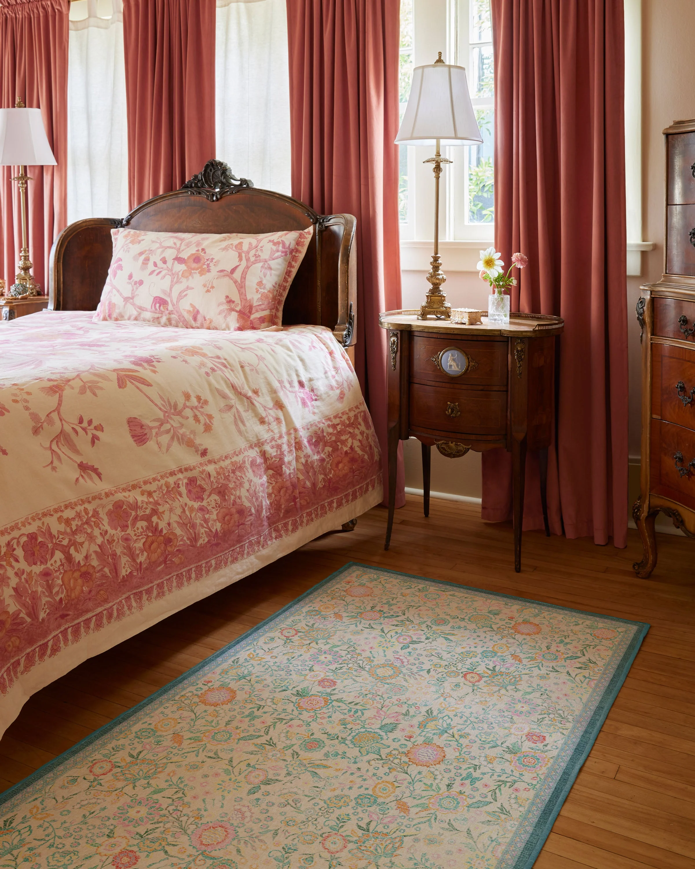 Royal Garden Ivory & Jade Flatwoven Rug by Bridgerton