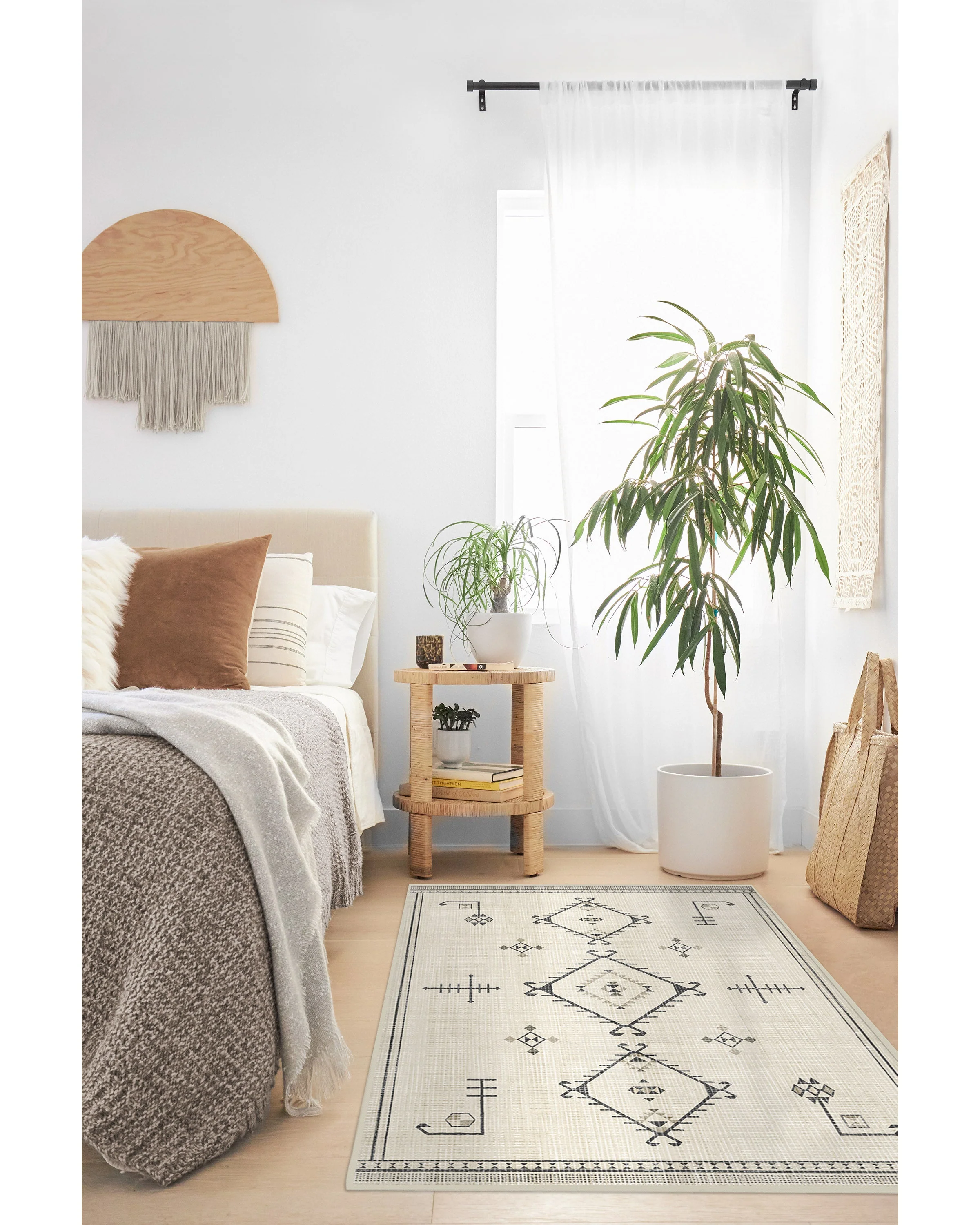 Damali Black & White Rug