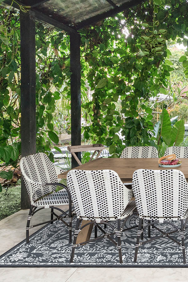 Fontaine Black Outdoor Rug