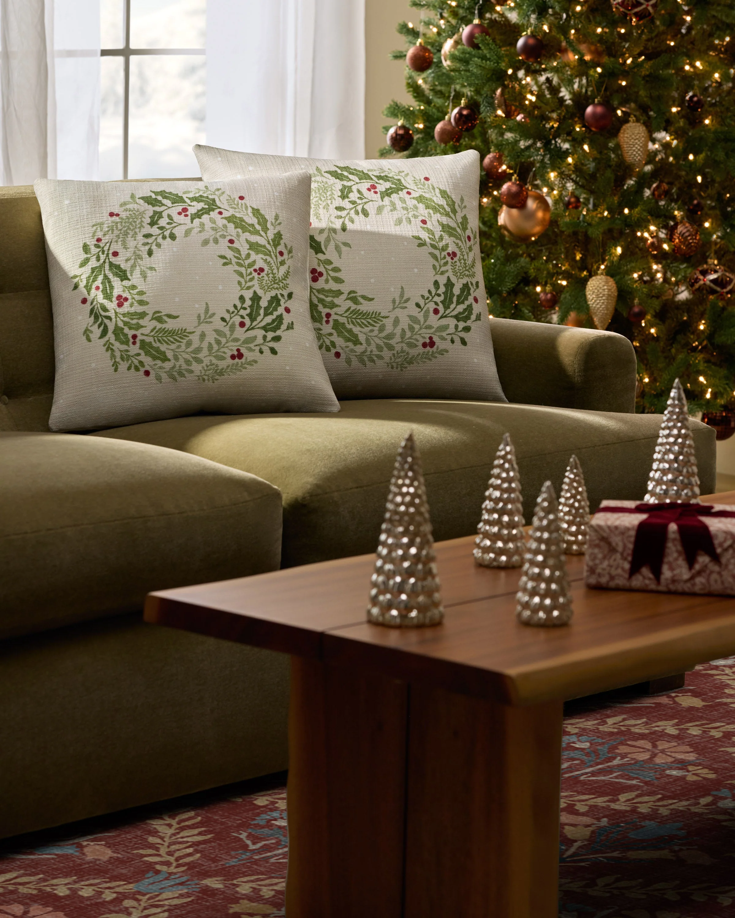 Holly Wreath Ivory Woven Throw Pillow