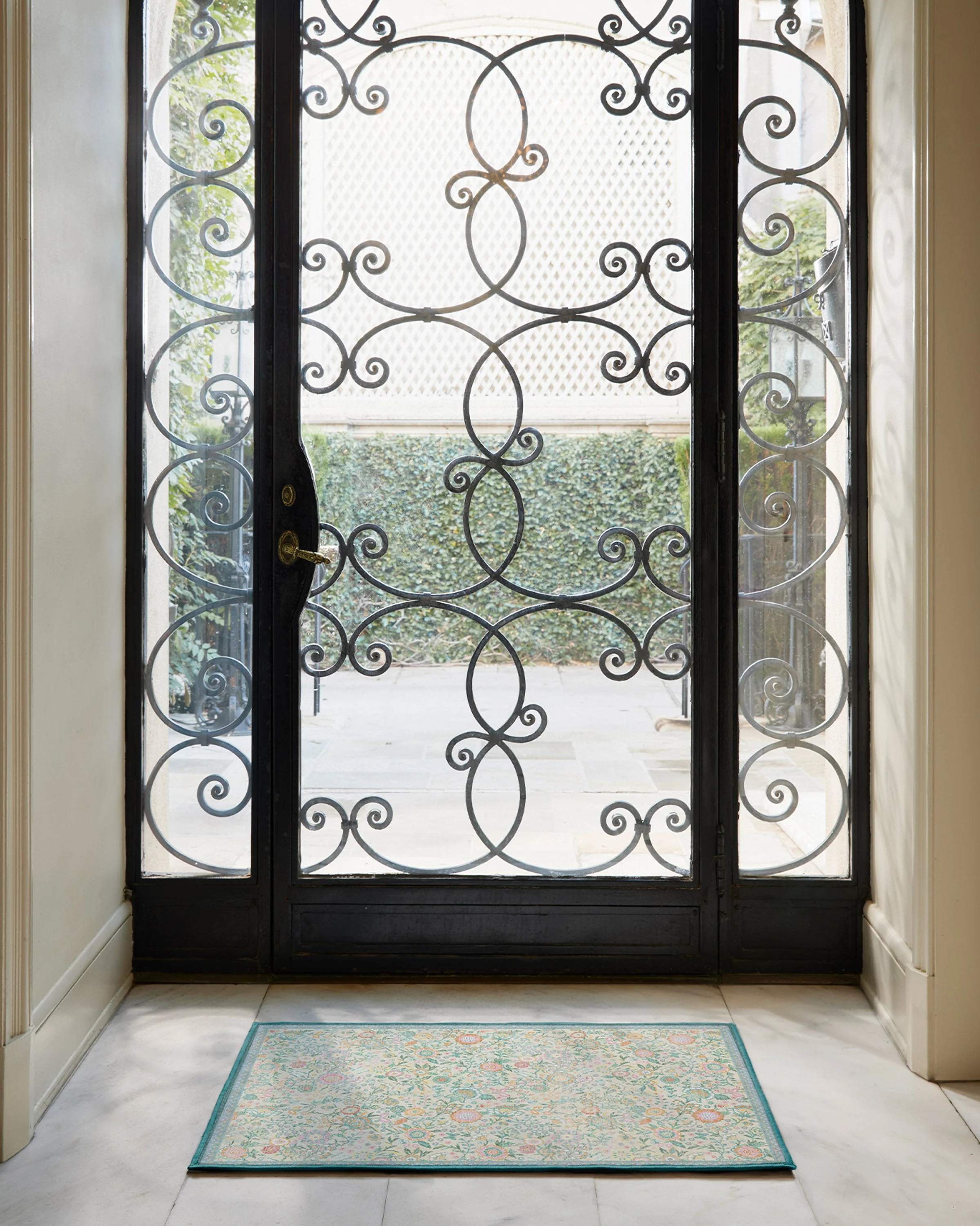 Royal Garden Ivory & Jade Flatwoven Rug by Bridgerton