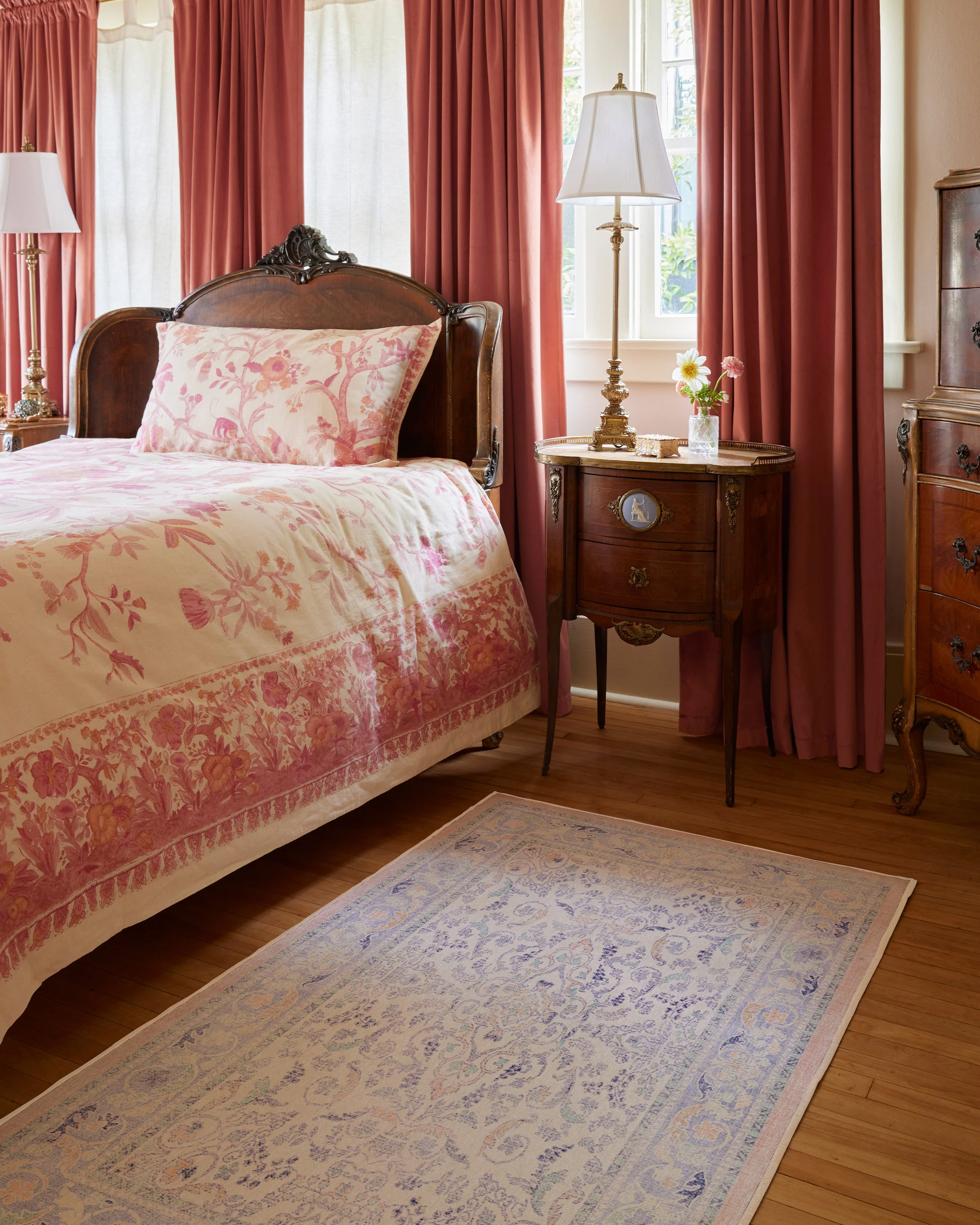 Fit For A Queen Soft Lavender Flatwoven Rug by Bridgerton