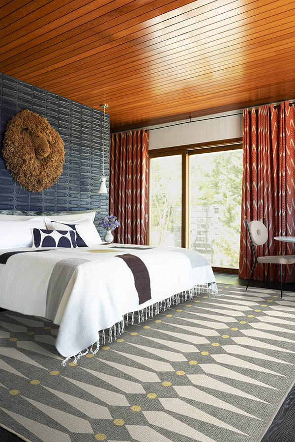 Carnaby Shadow Del Sol Rug by Jonathan Adler
