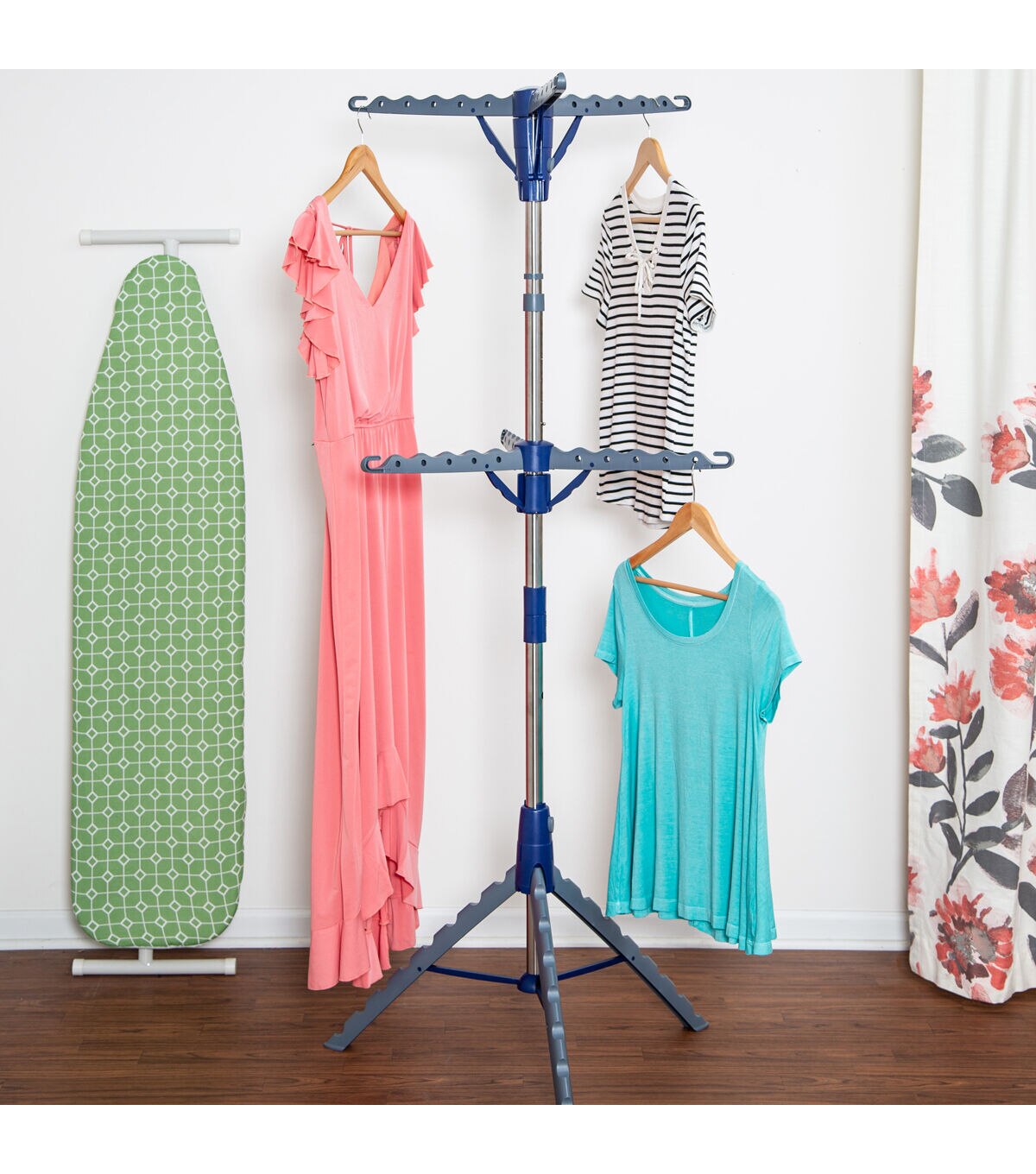 Honey Can Do 28.5 Silver 2 Tier Folding Tripod Clothes Drying Rack