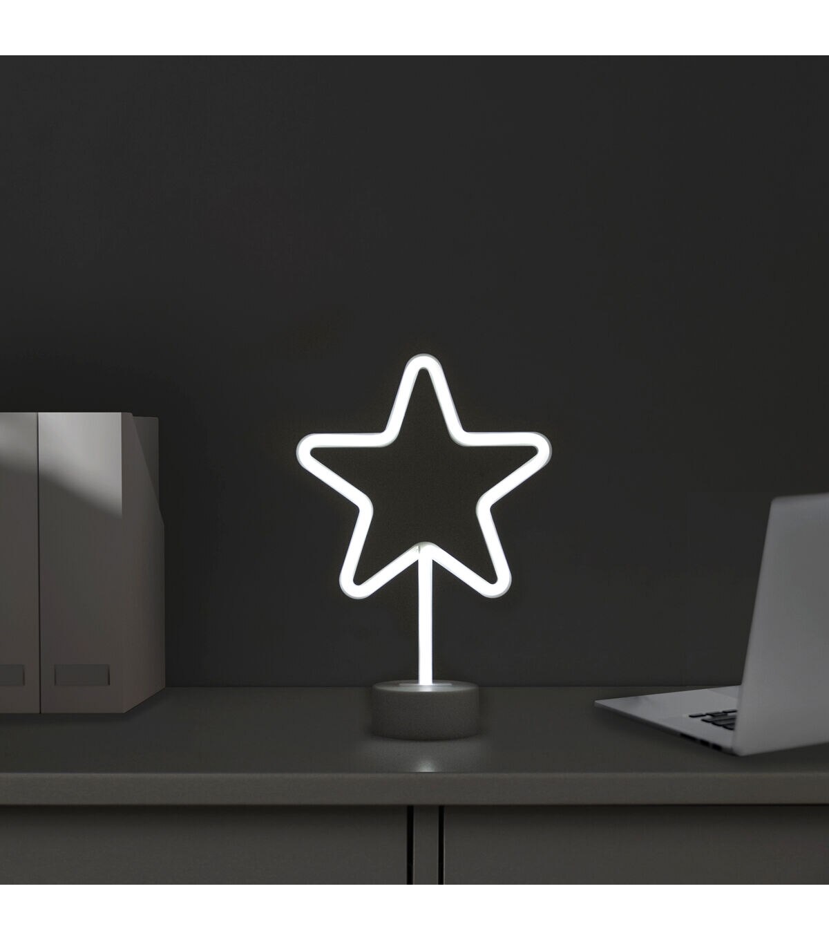 Northlight 11.5 White Star LED Neon Style Table Sign