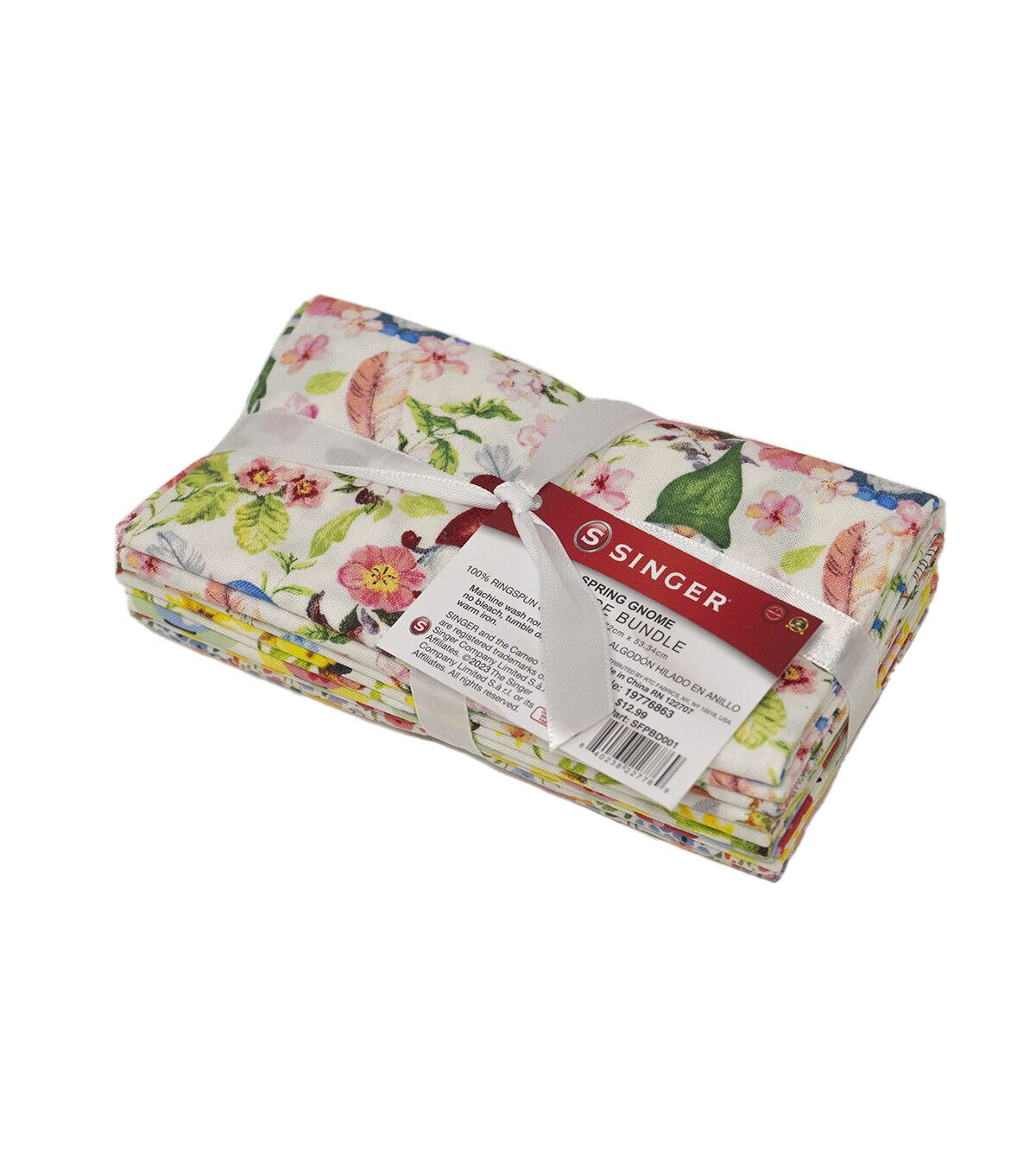 SINGER 18 x 21 Gnomes on White Cotton Fabric Quarter Bundle 5pc