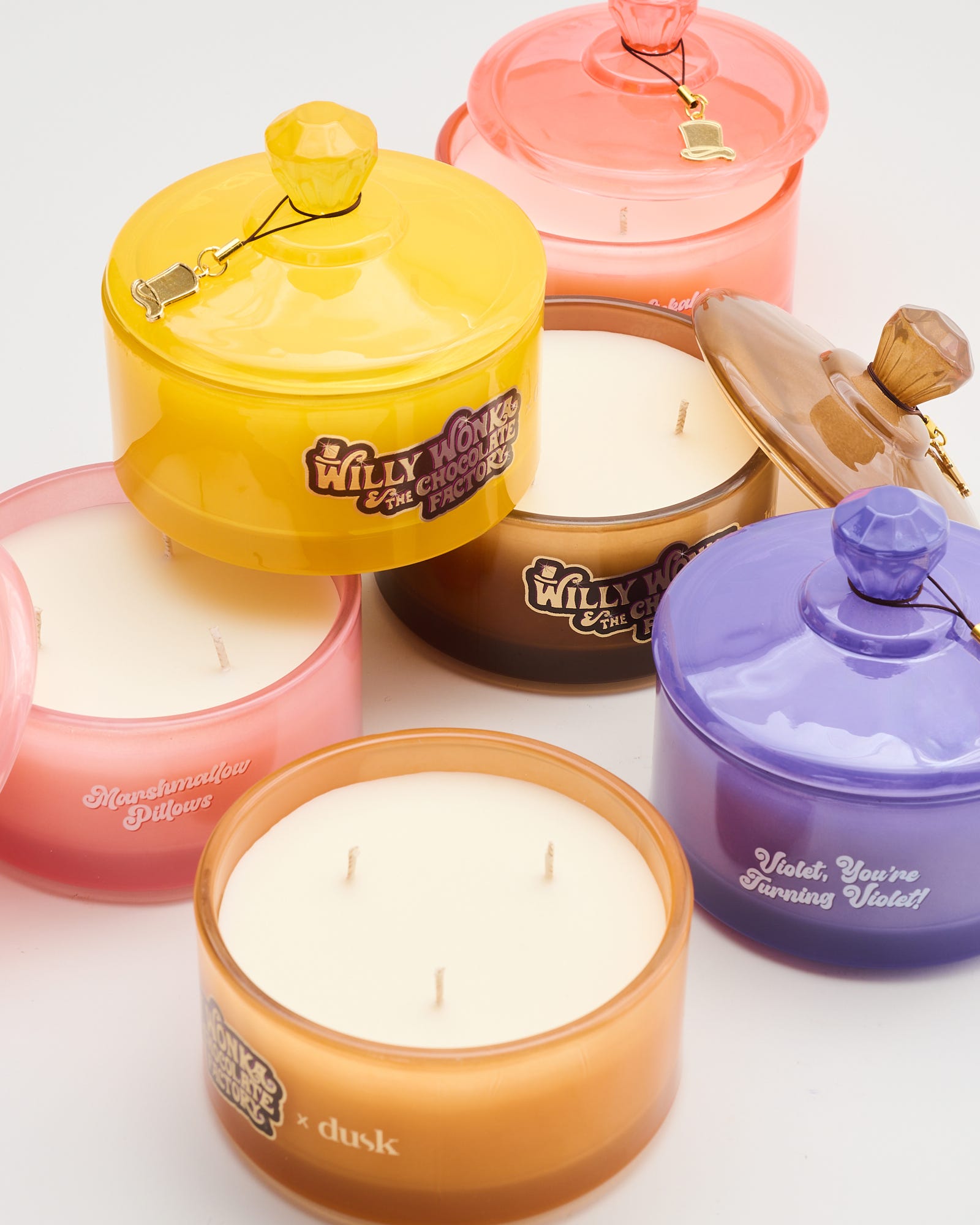 Lickable Wallpaper Soy Blend Scented Candle 355g