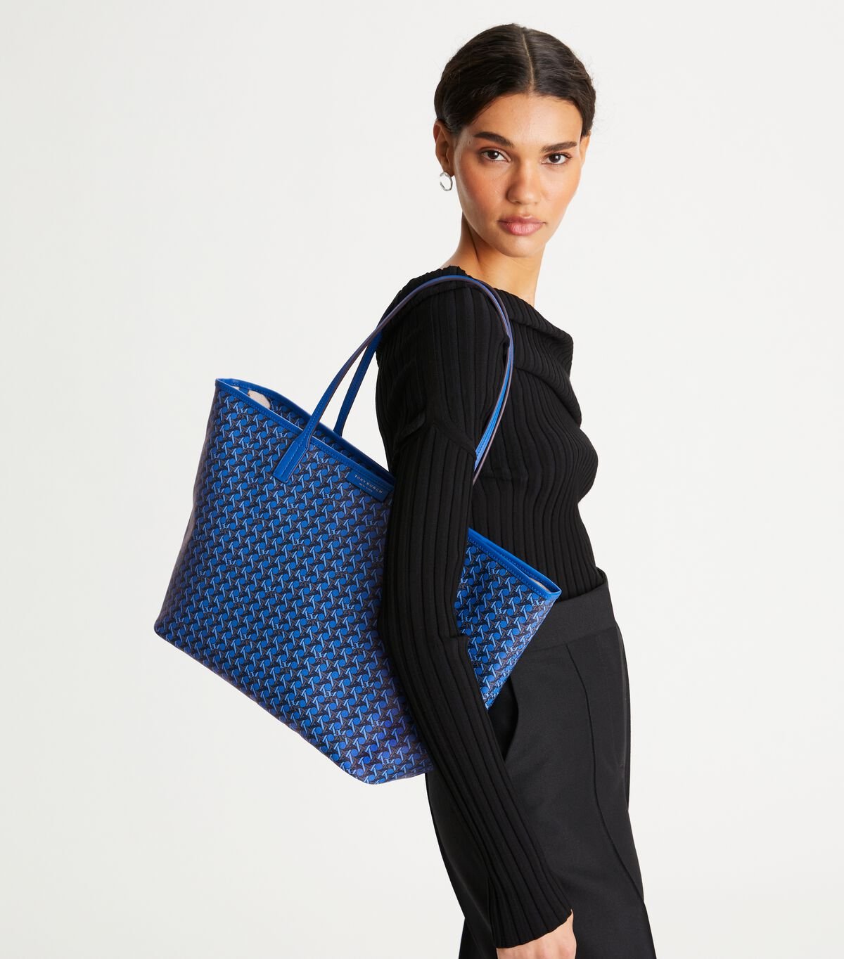 Tory Burch Navy Ever-ready Zip Tote Bags