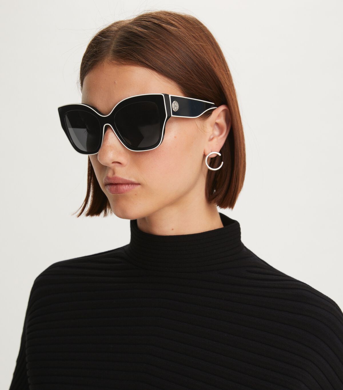 Tory Burch Olive White / Olive Oversized Cat-eye Sunglasses