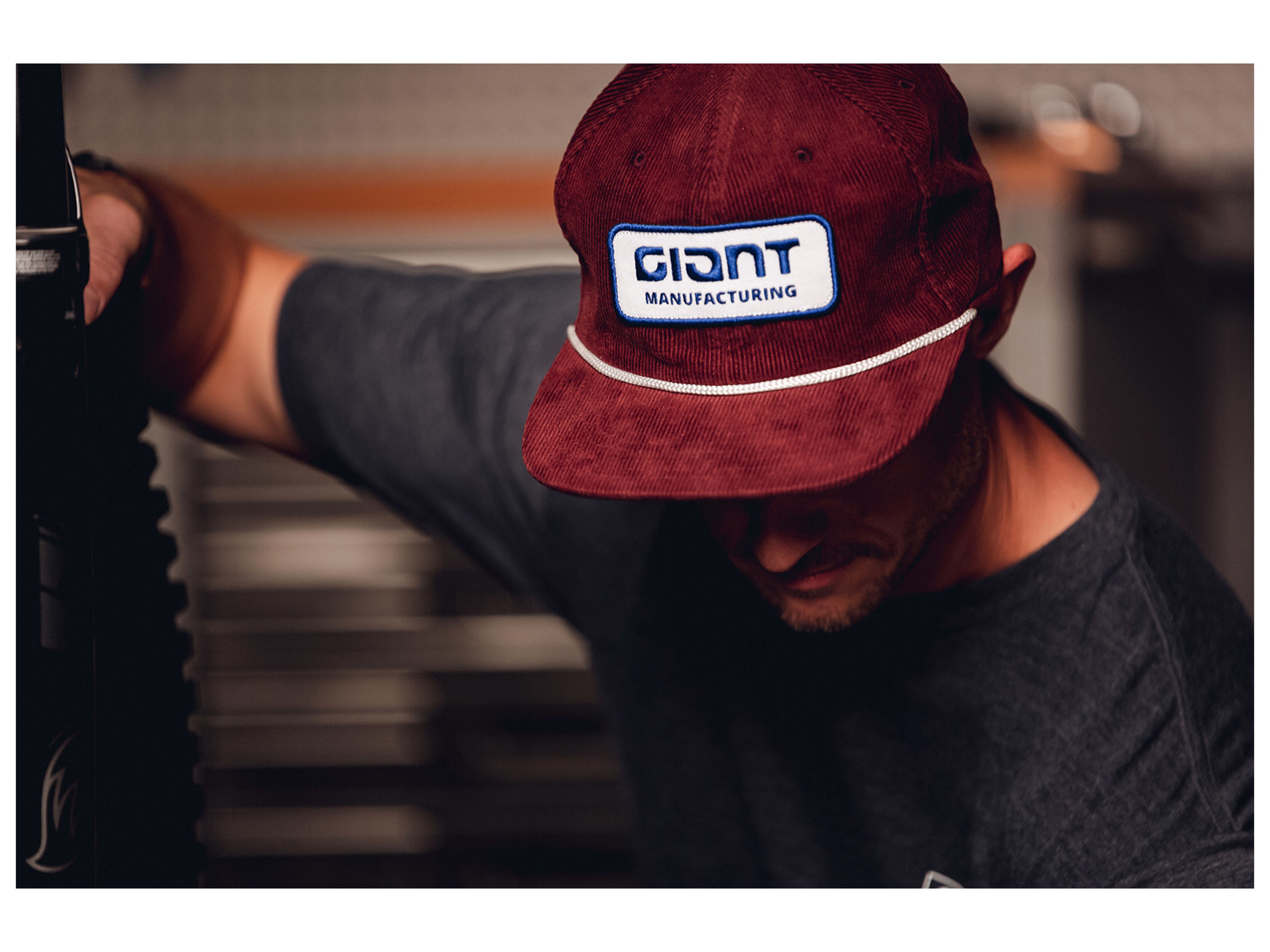 Giant Manufacturing Corduroy Hat