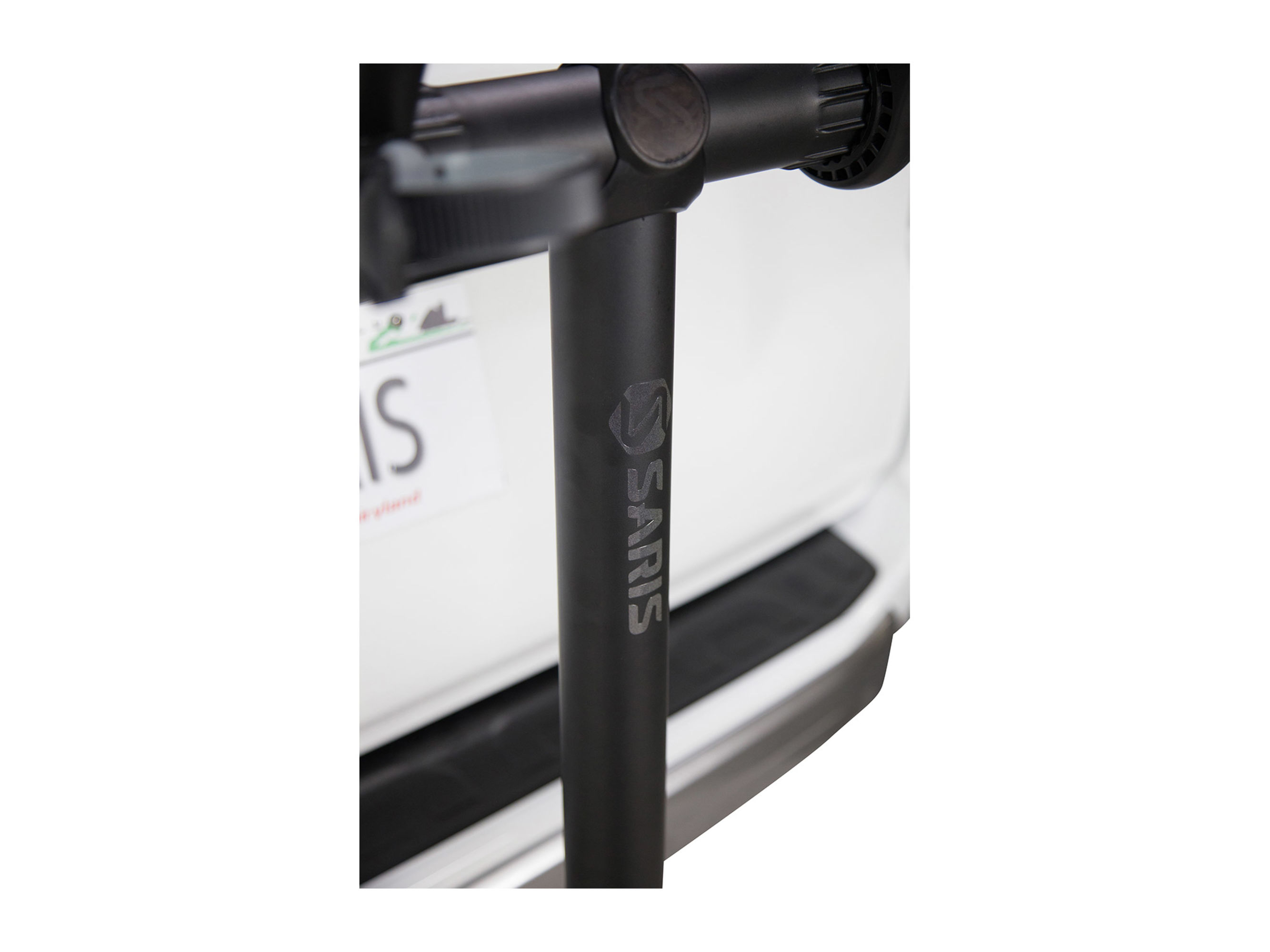 Saris Bones 3-Bike Hitch Rack 883
