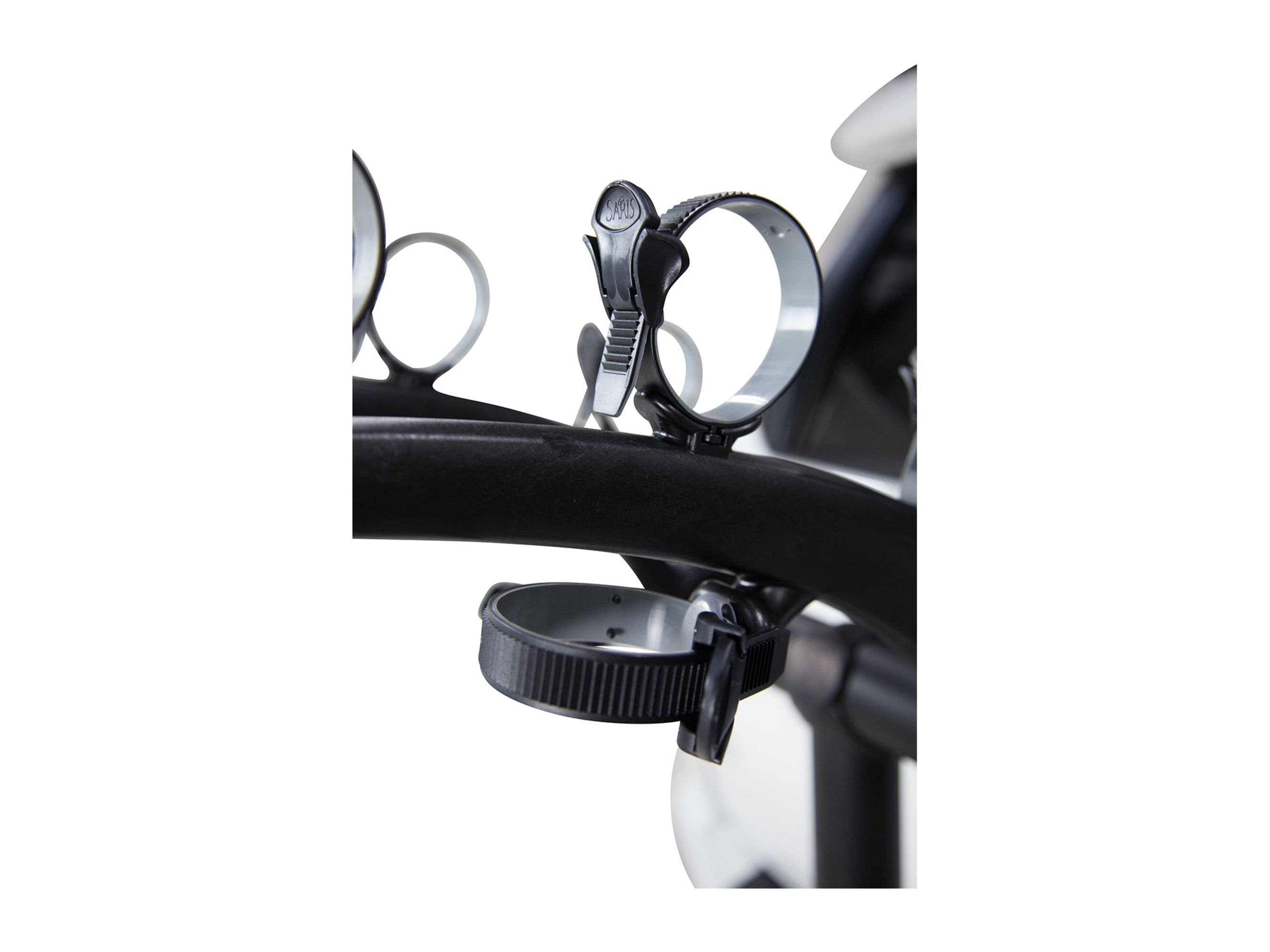 Saris Bones 3-Bike Hitch Rack 883
