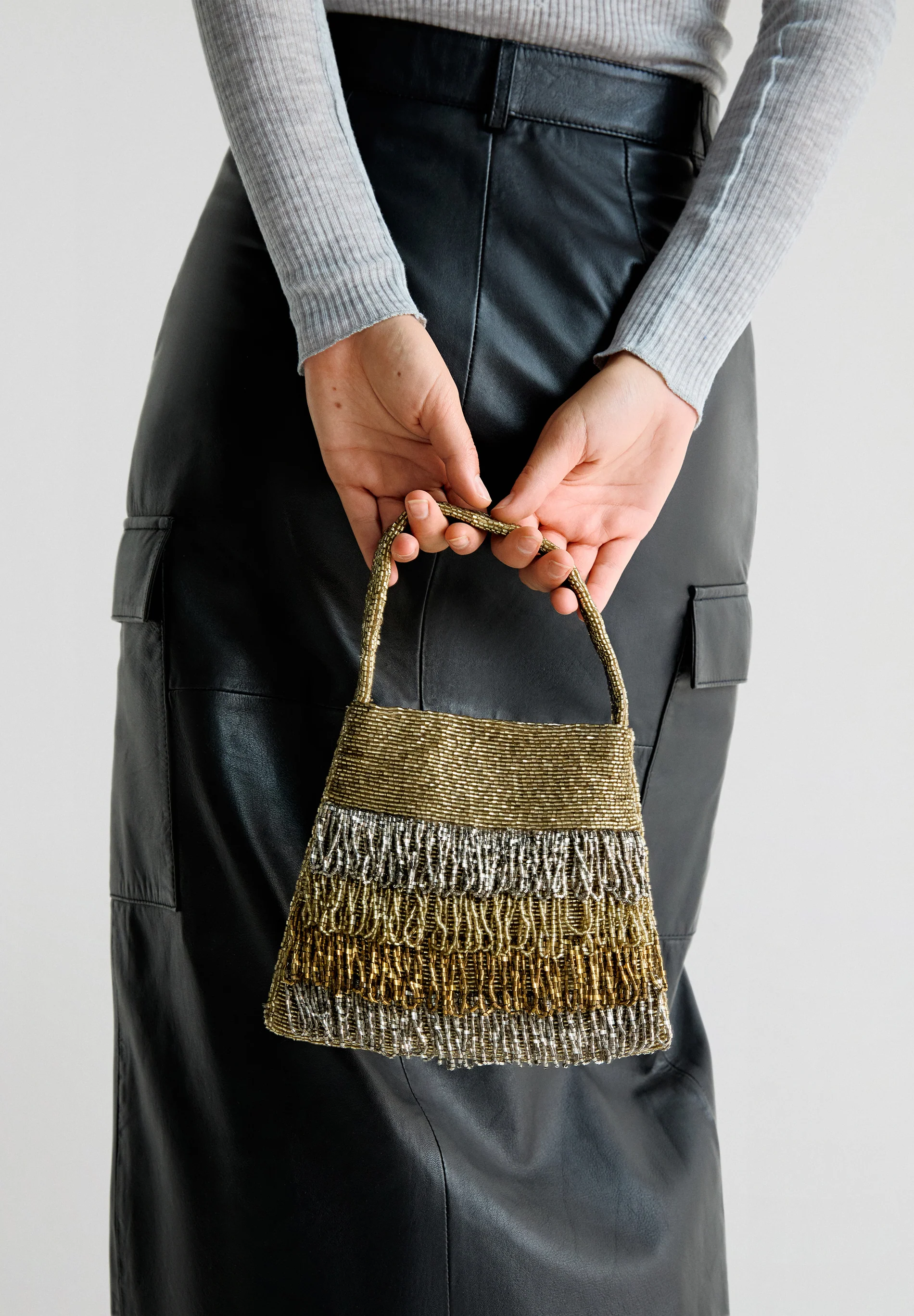 BOLSO ABALORIOS FLECOS