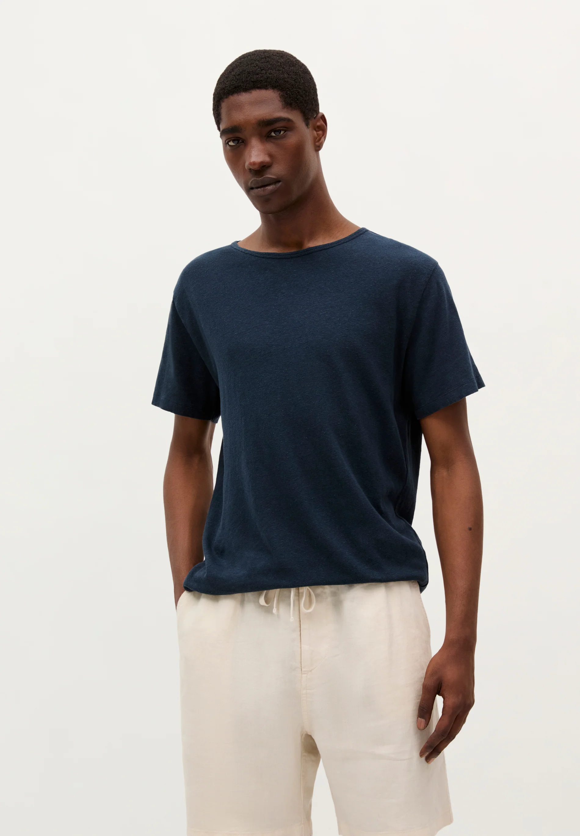 CAMISETA BÁSICA LINO