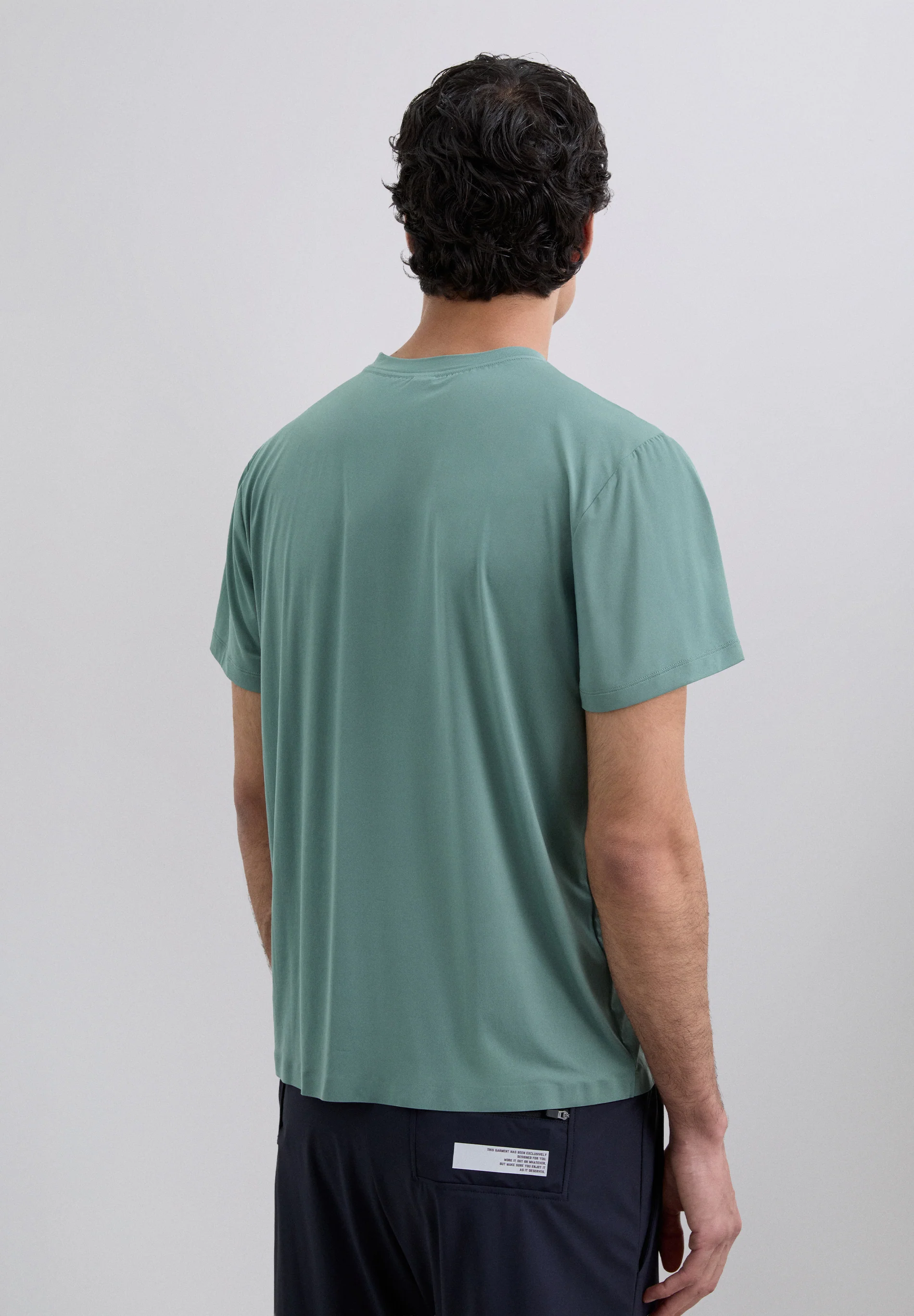 CAMISETA TÉCNICA CONTRASTE ADN