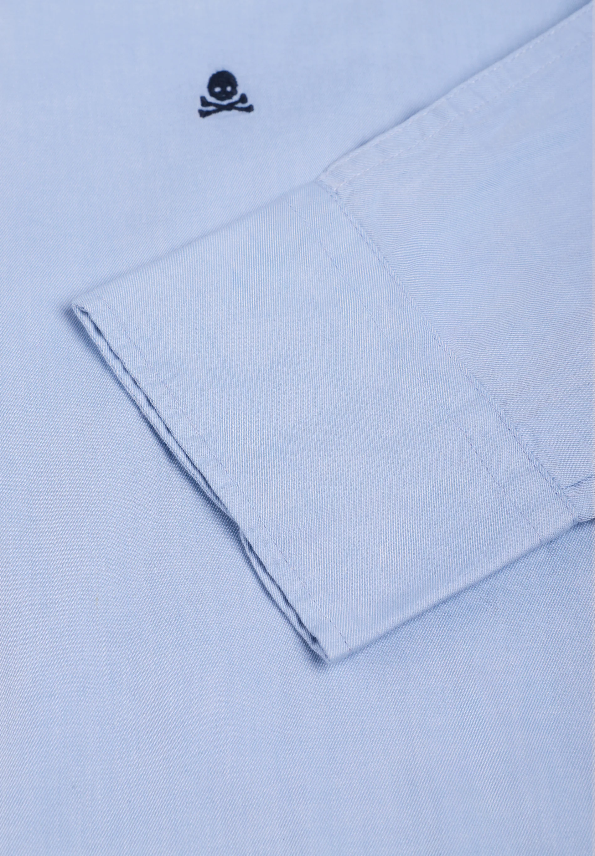 CAMISA BÁSICA CALAVERA