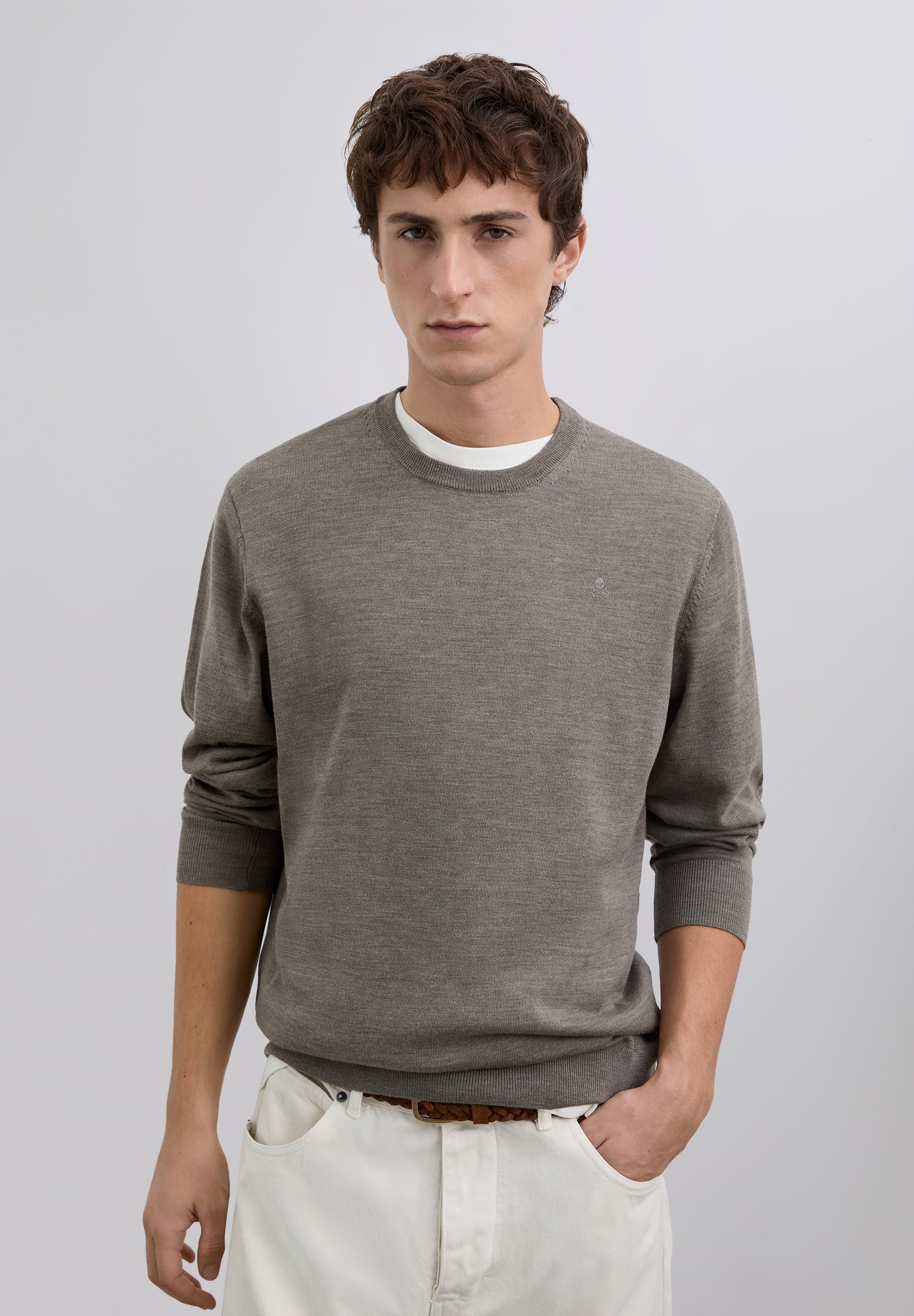 JERSEY BORDADO LANA MERINO