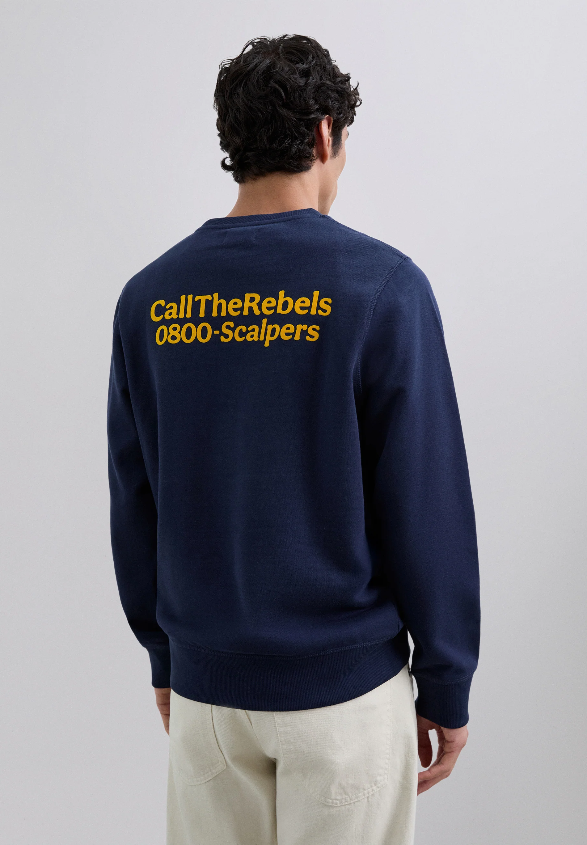 SUDADERA LOGO RELIEVE