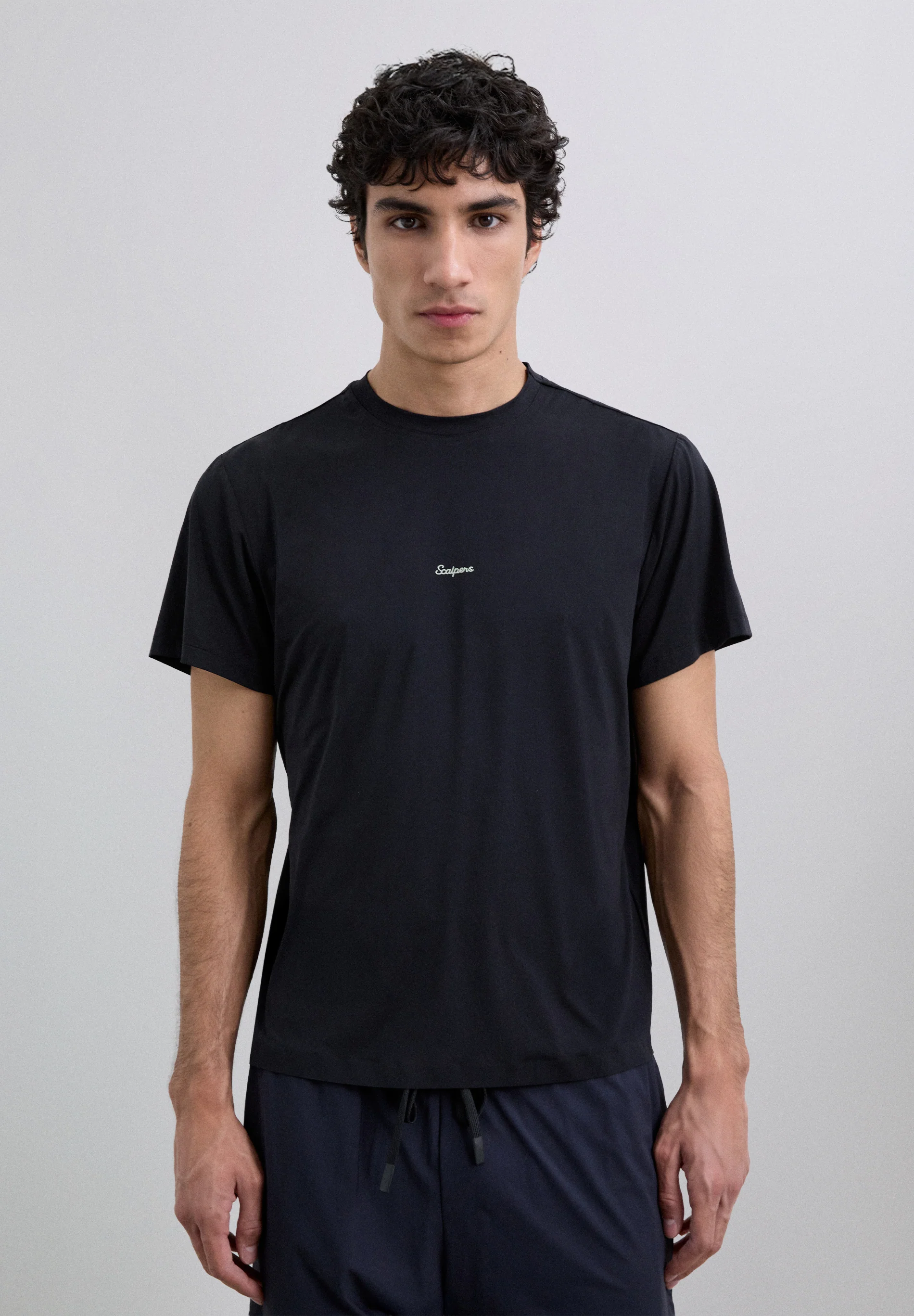 CAMISETA TÉCNICA CONTRASTE ADN