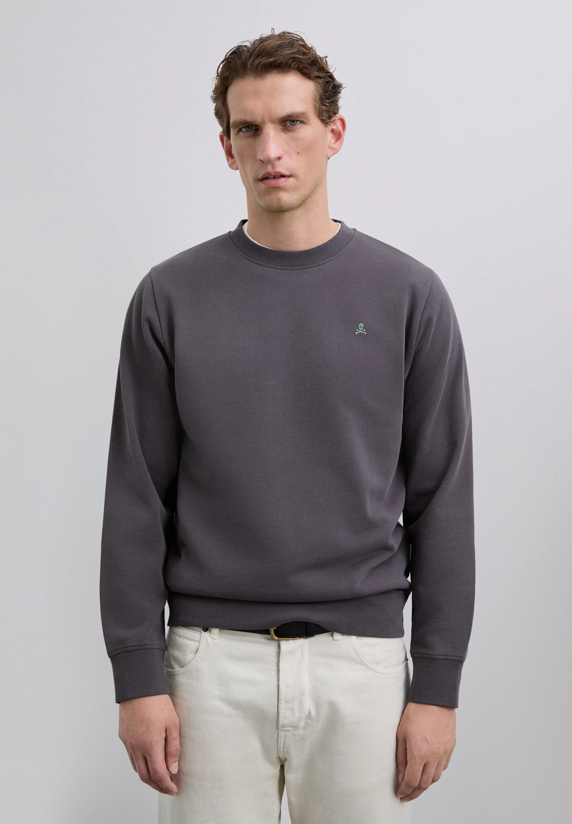 SUDADERA BORDADA CONTRASTE ALGODÓN