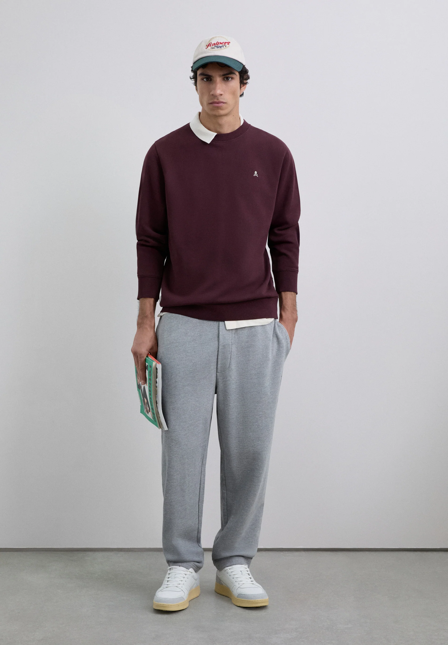 SUDADERA BORDADA CONTRASTE ALGODÓN