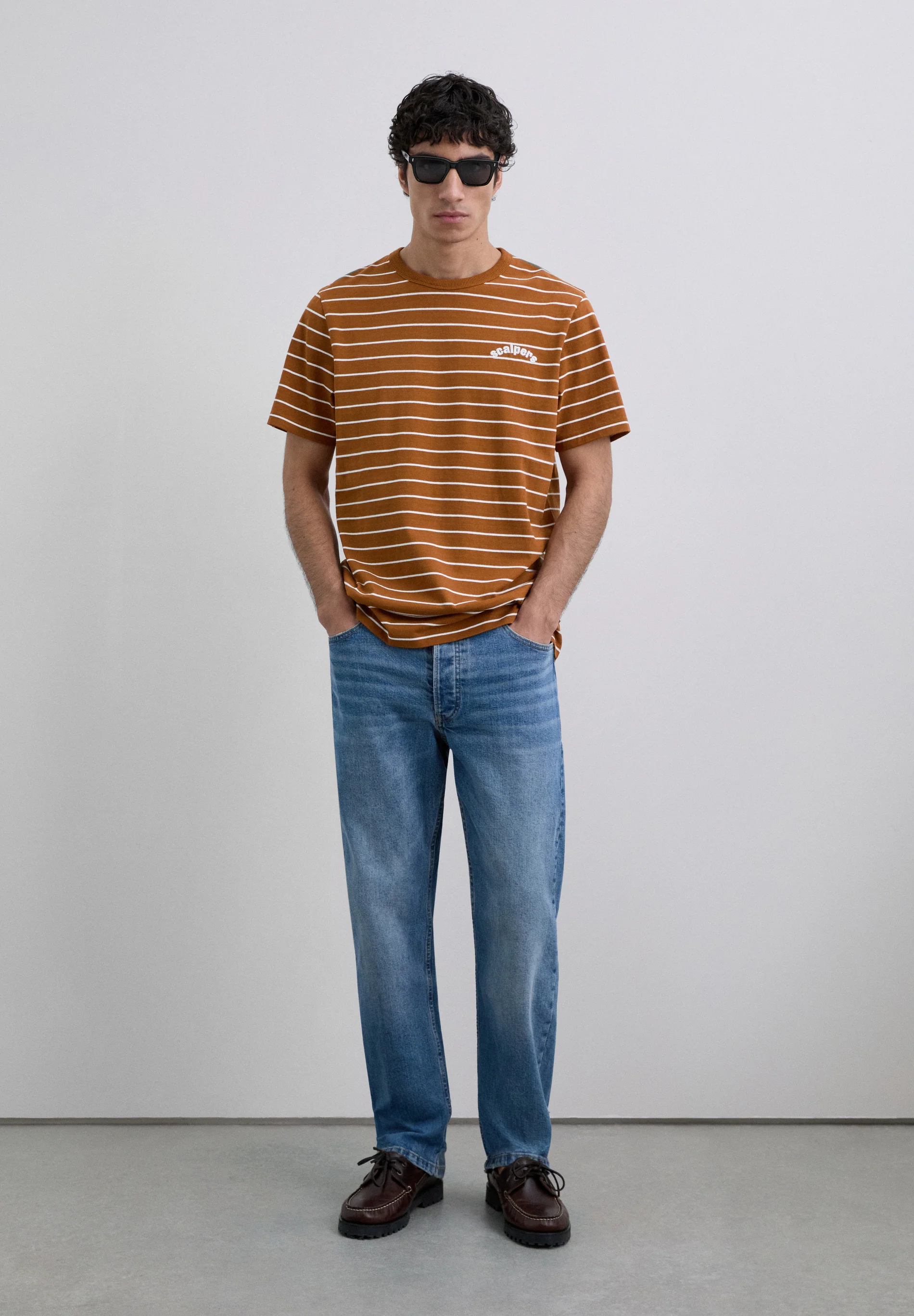 SCSTRIPESEMB TEE
