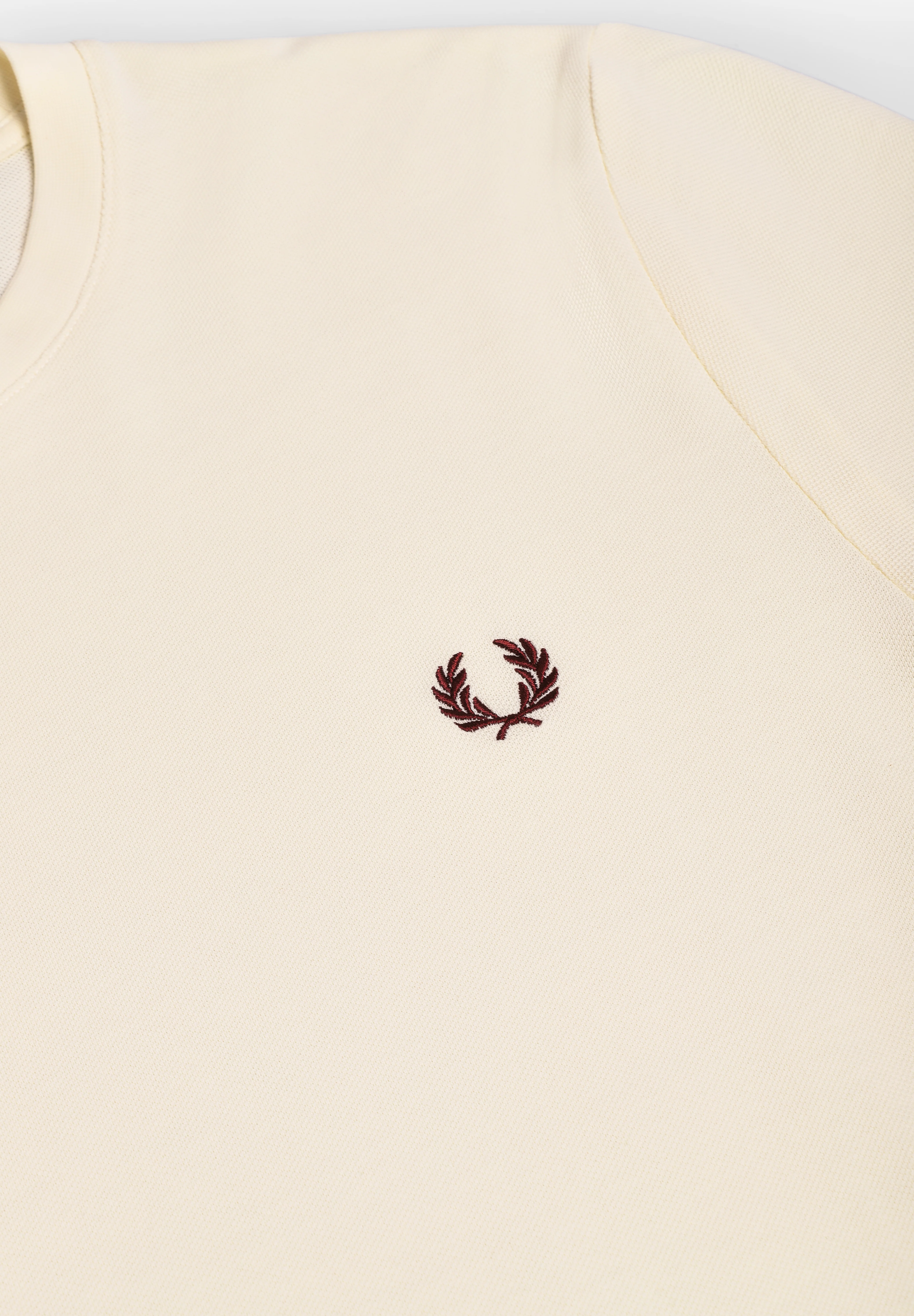FRED PERRY | CAMISETA CON PUÑOS A RAYAS