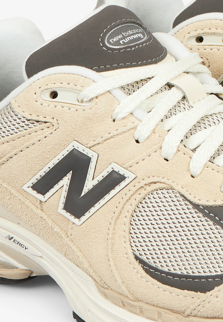 NEW BALANCE | SNEAKERS 2002R HOMBRE