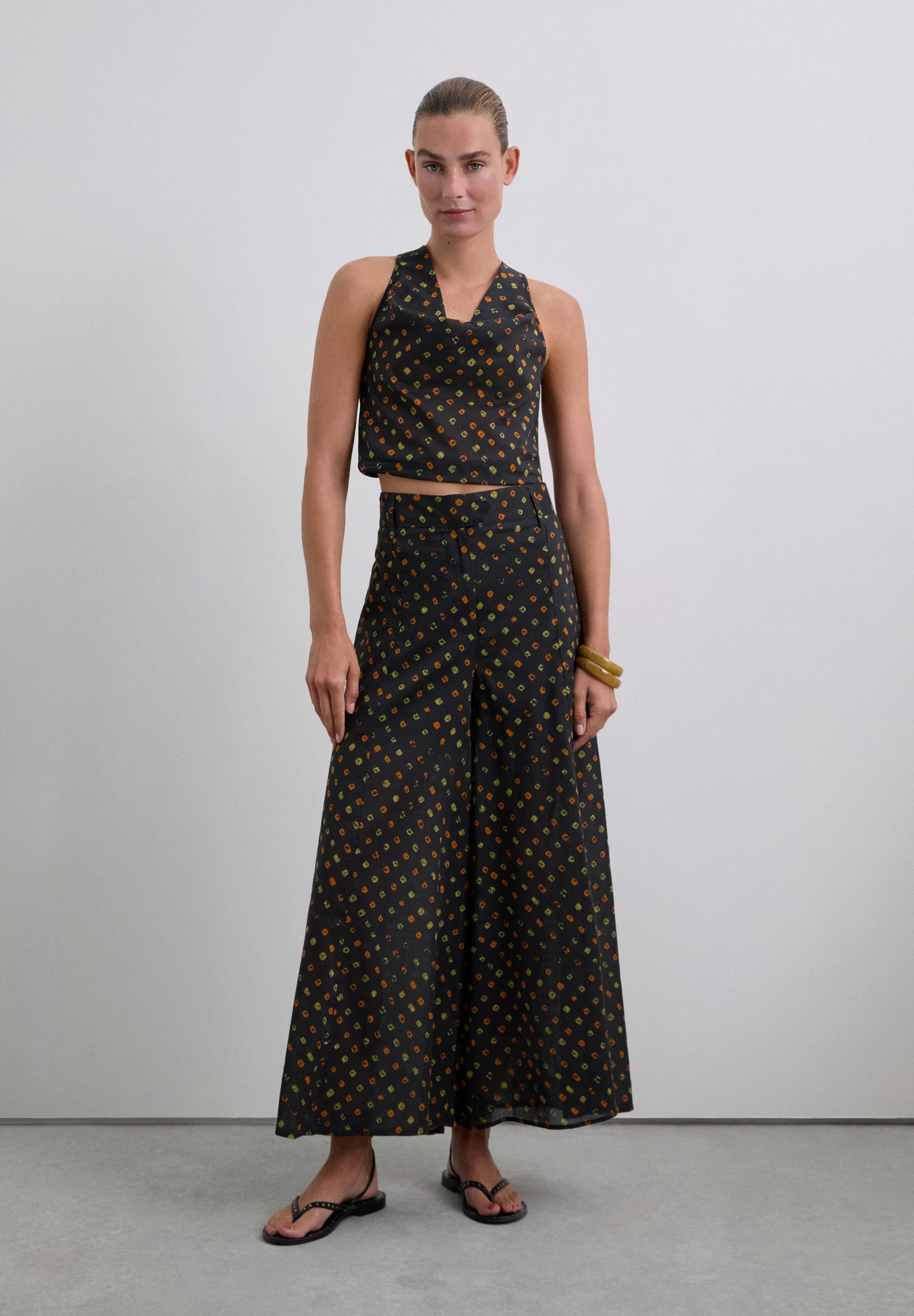 TOP MULTIPOSICIÓN CROPPED