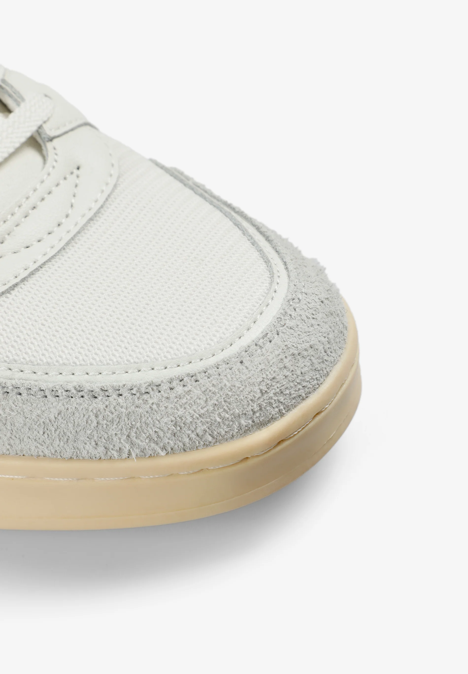 SNEAKERS LOGO PIEL