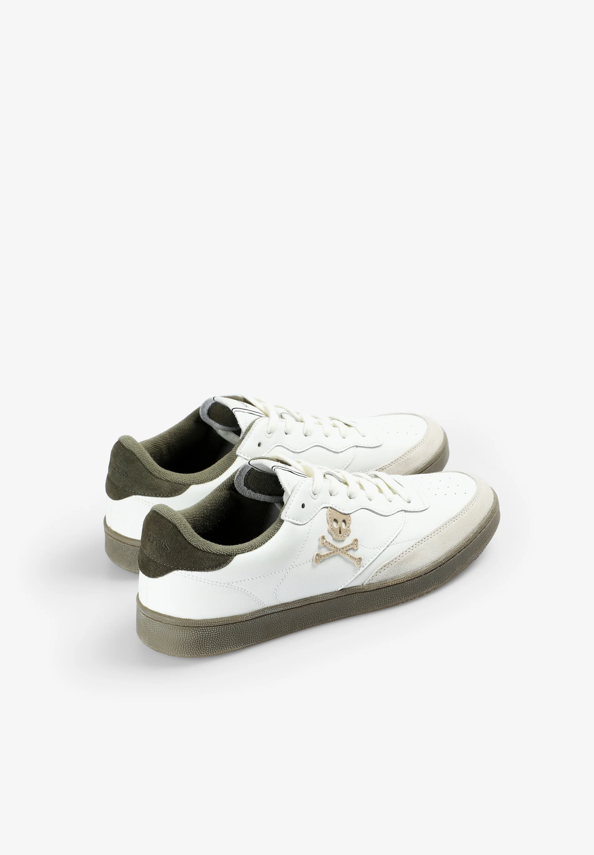 SNEAKERS CALAVERA PIEL