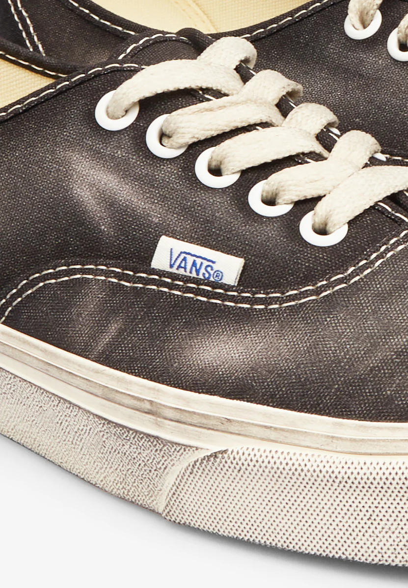 VANS | SNEAKERS AUTHENTIC