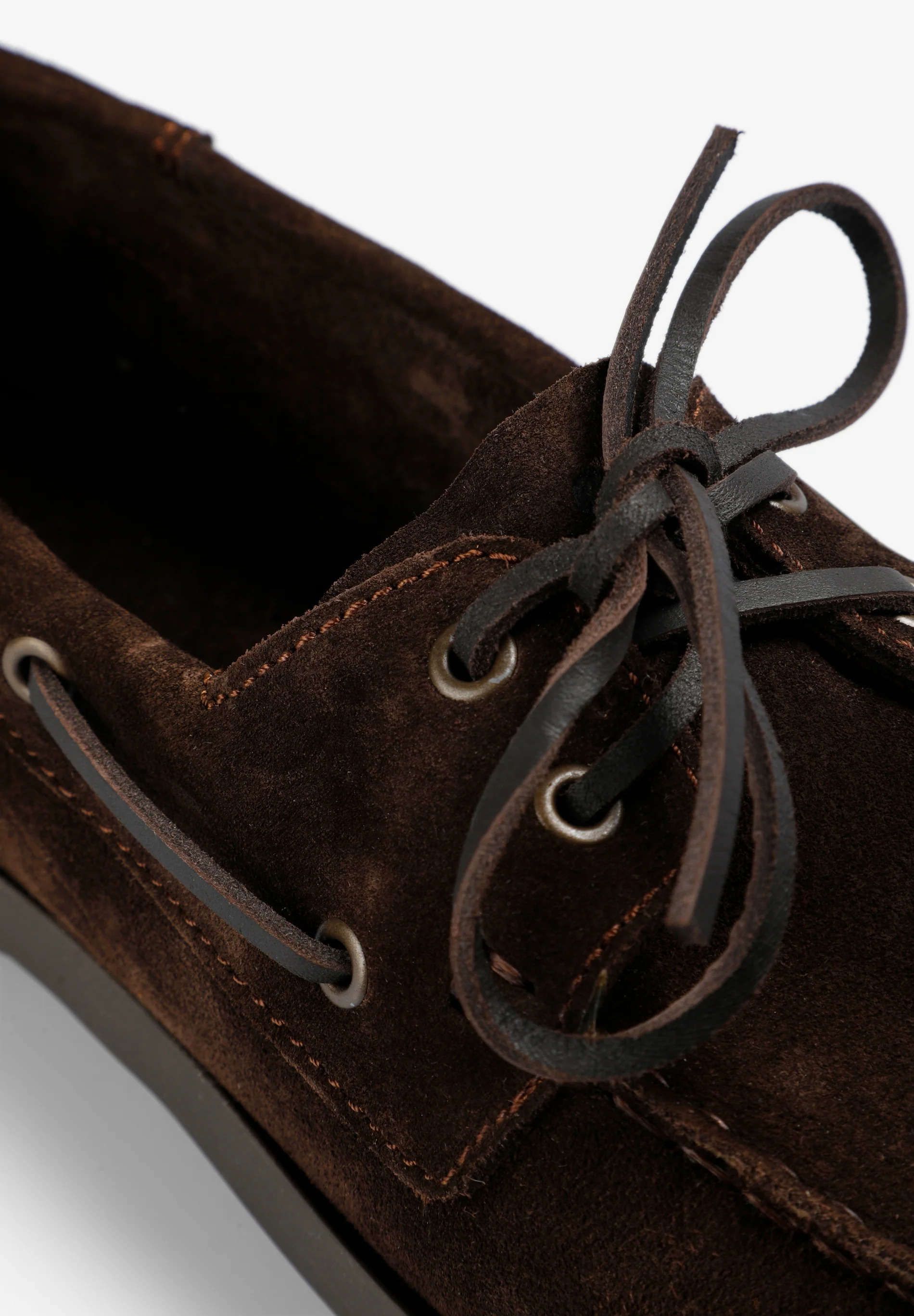 NÁUTICOS LISOS PIEL