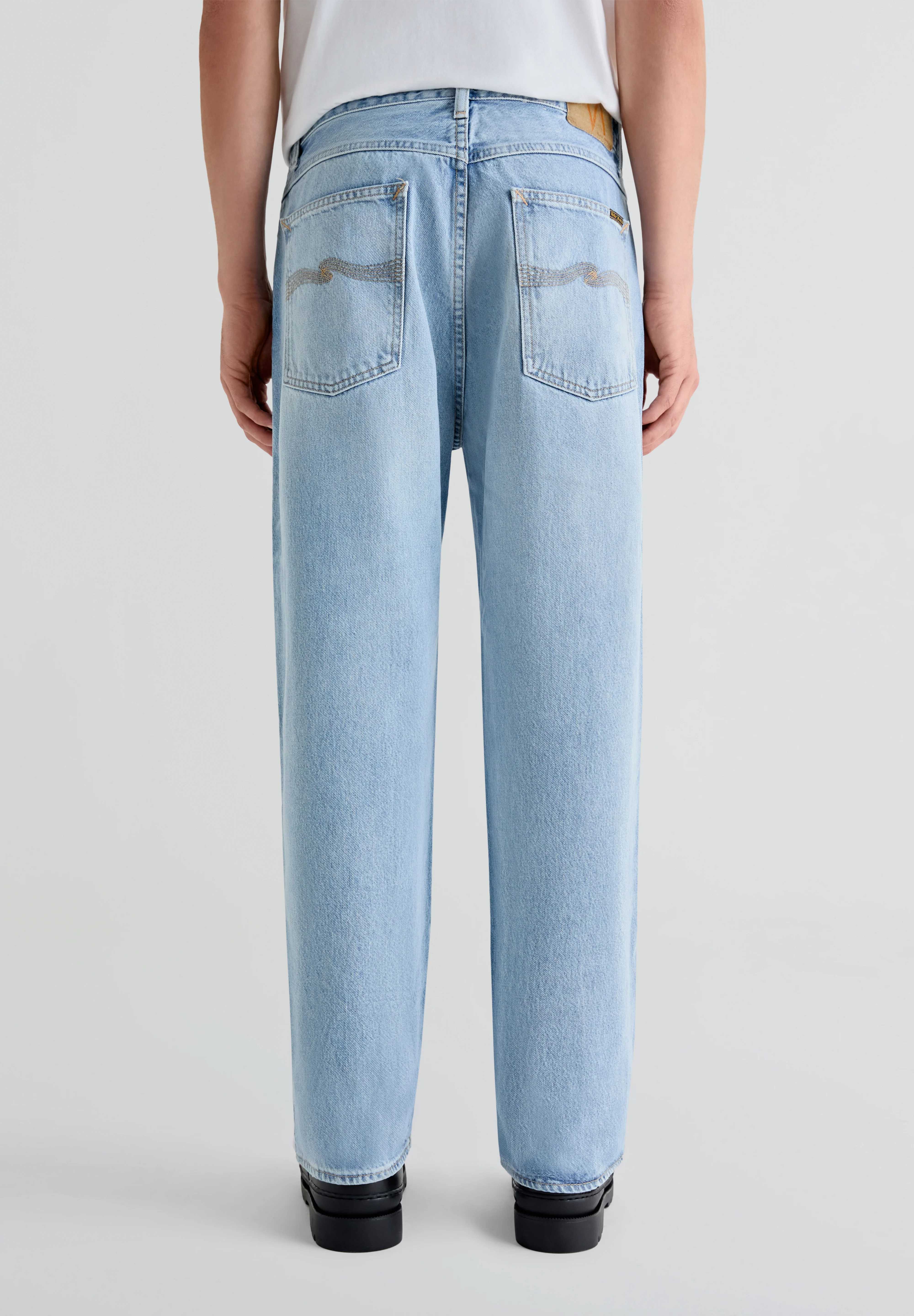 NUDIE JEANS | PANTALÓN TUFF TONY TRAVELLING LIGHT