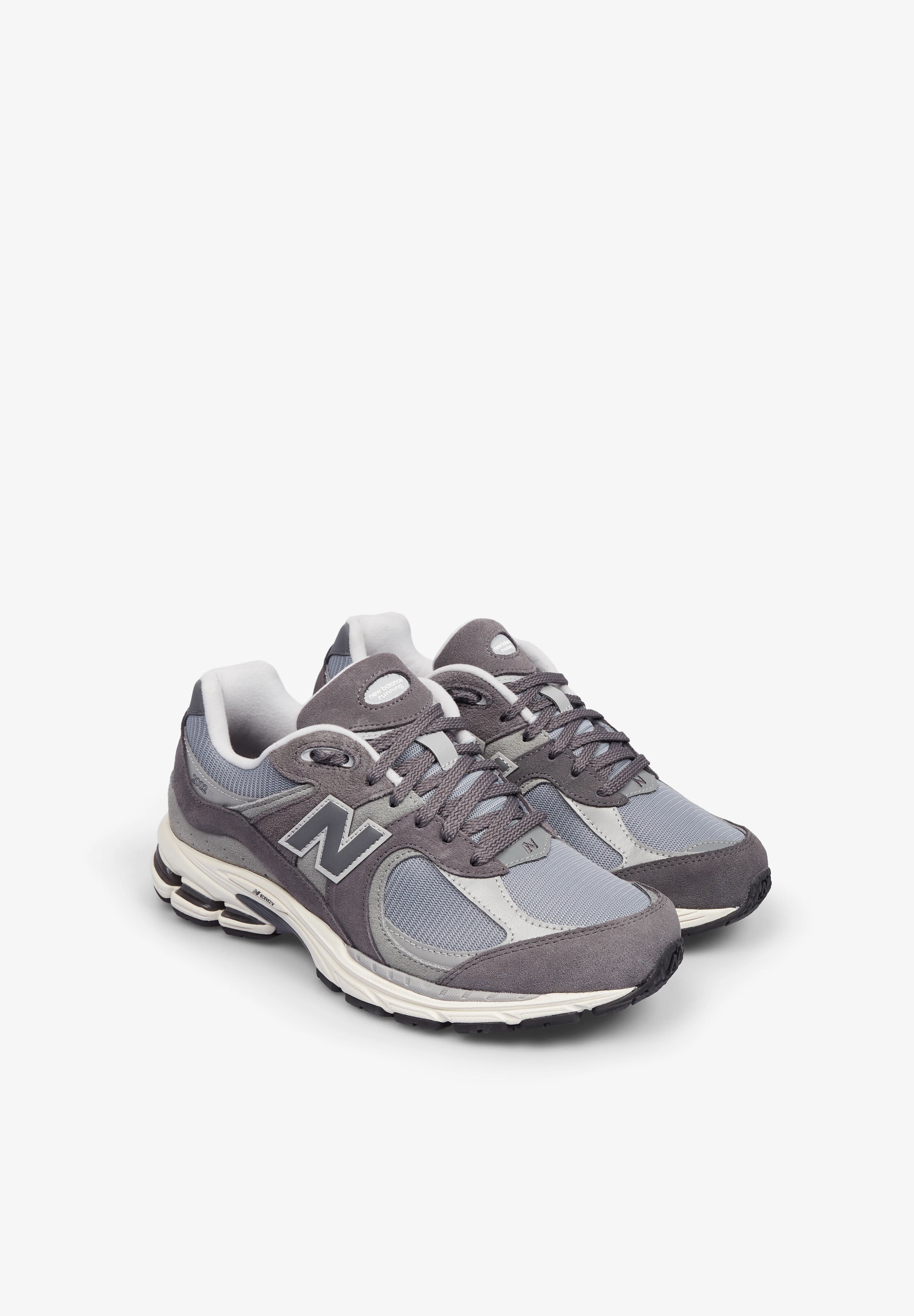 NEW BALANCE | SNEAKERS 2002R