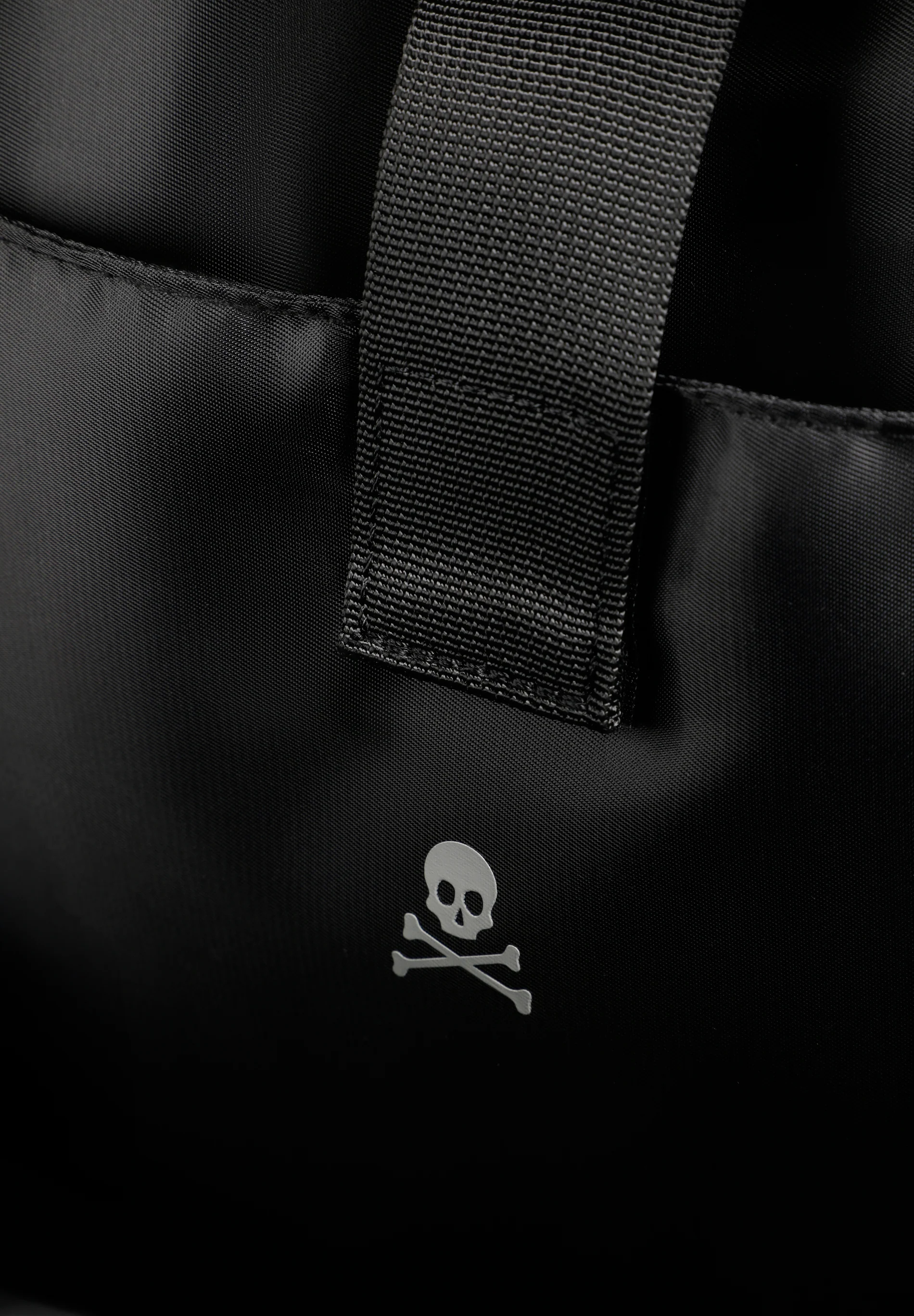 MOCHILA TÉCNICA CALAVERA