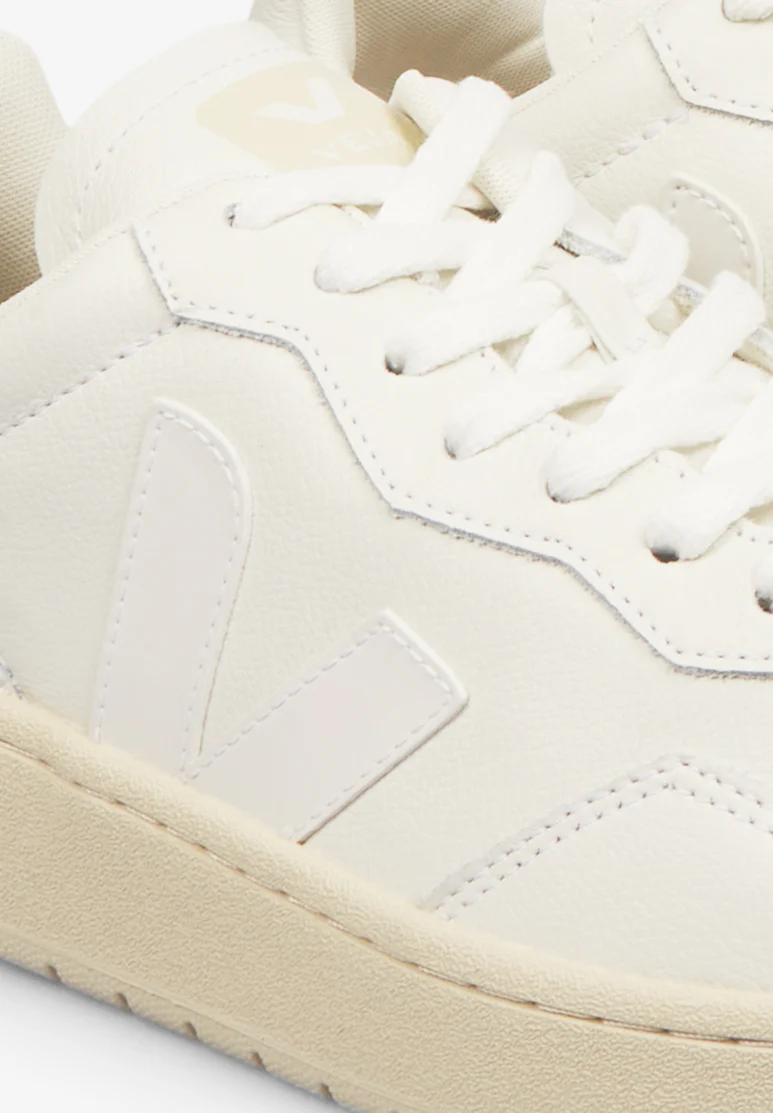 VEJA | SNEAKERS V-90 LEATHER UNISEX