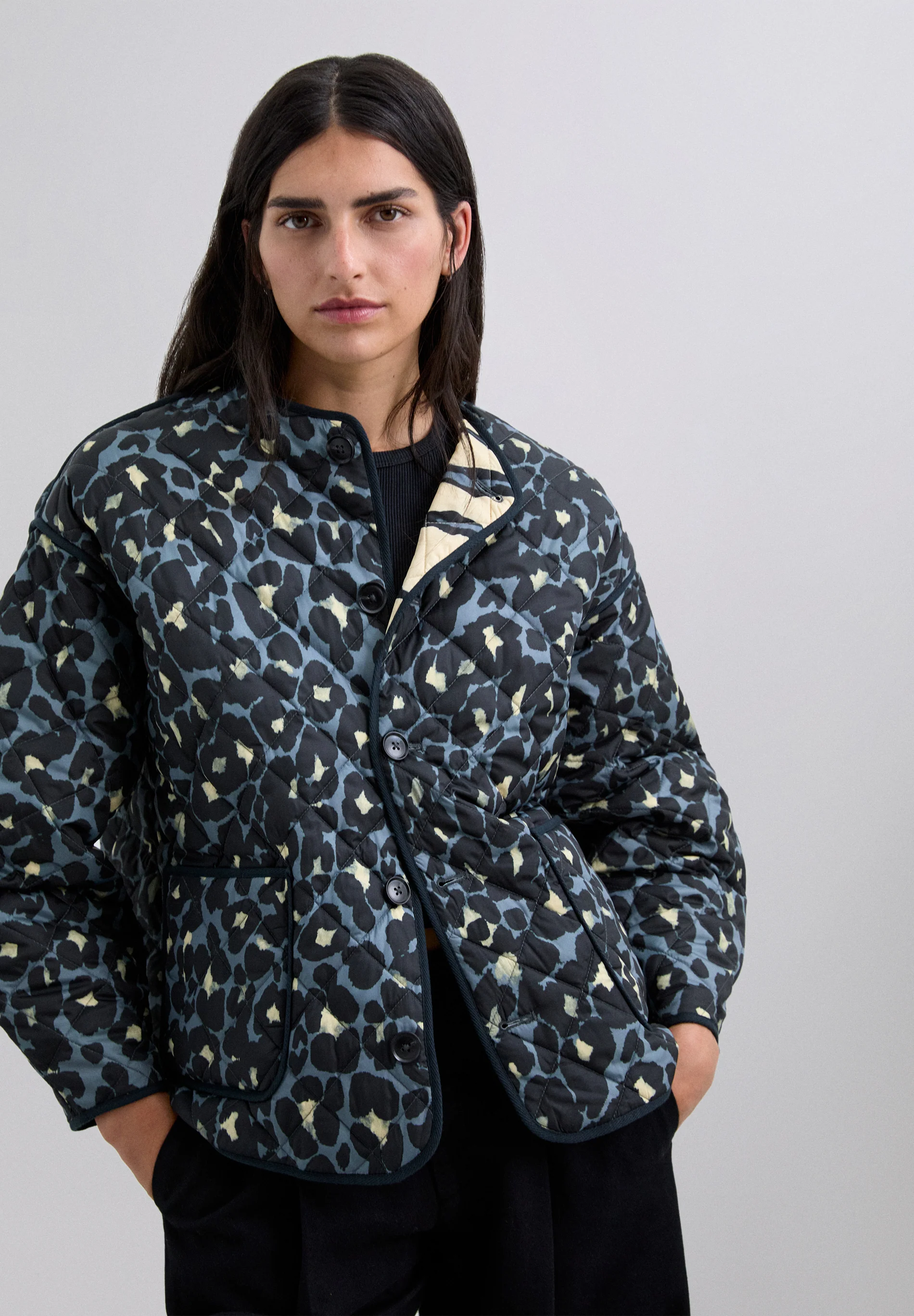 CHAQUETA REVERSIBLE ANIMAL PRINT