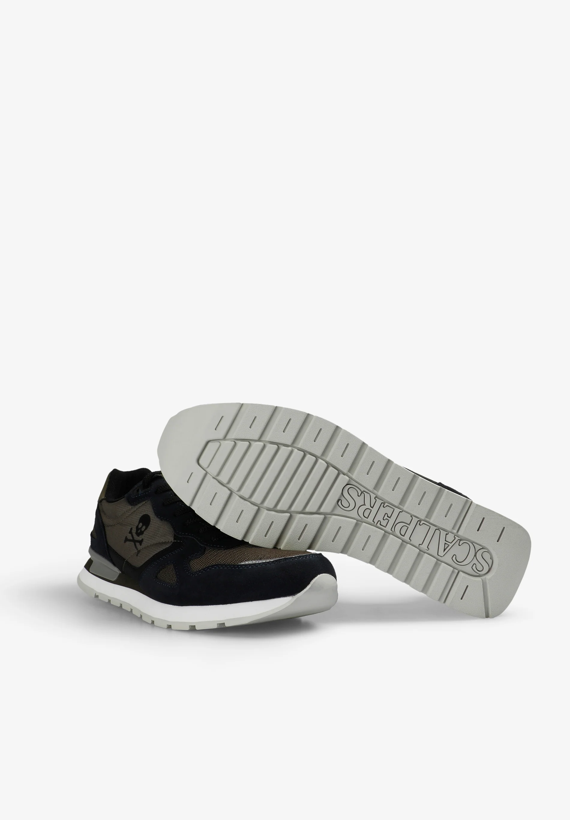 SNEAKERS PIEL CALAVERA