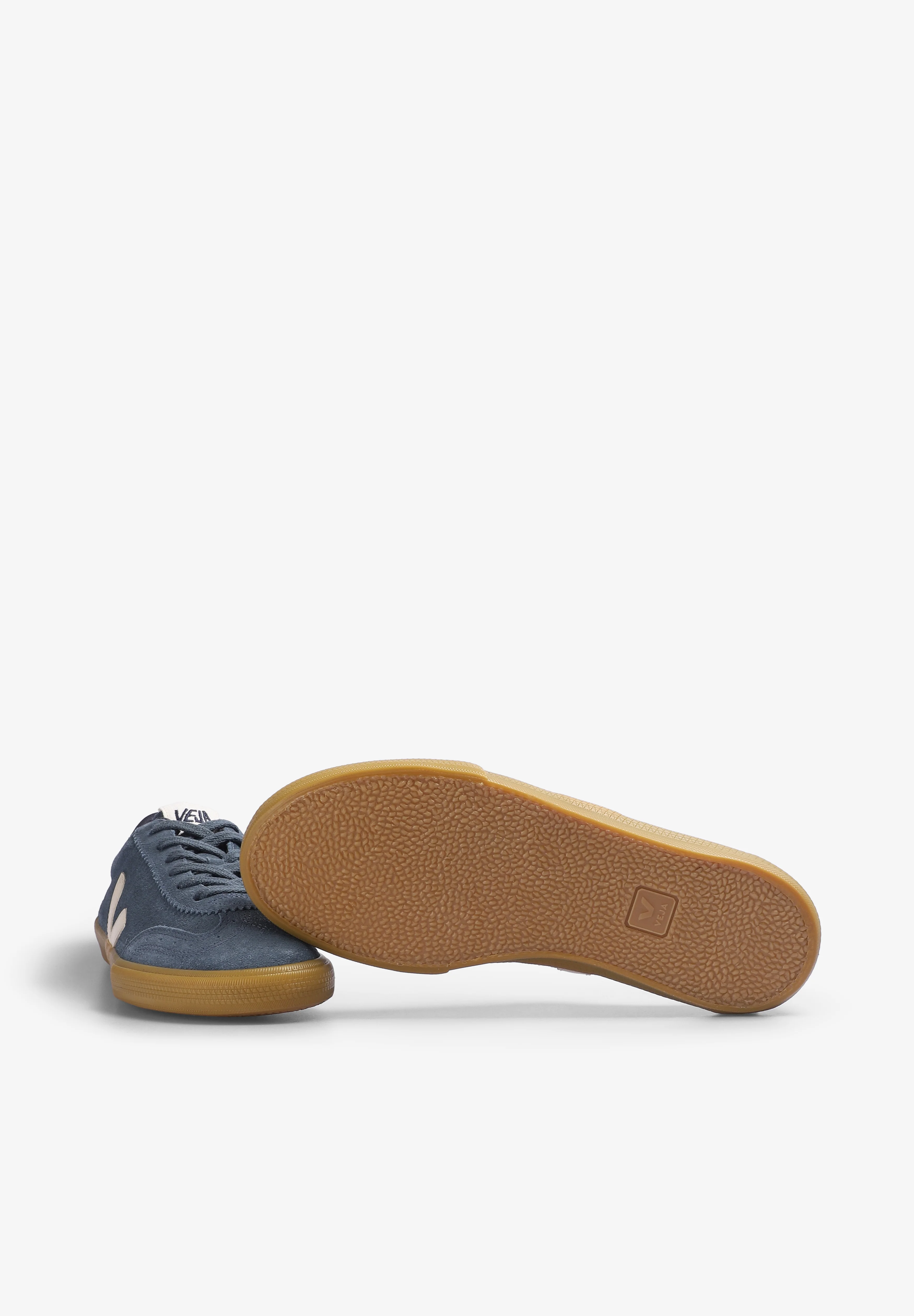 VEJA | SNEAKERS VOLLEY HOMBRE