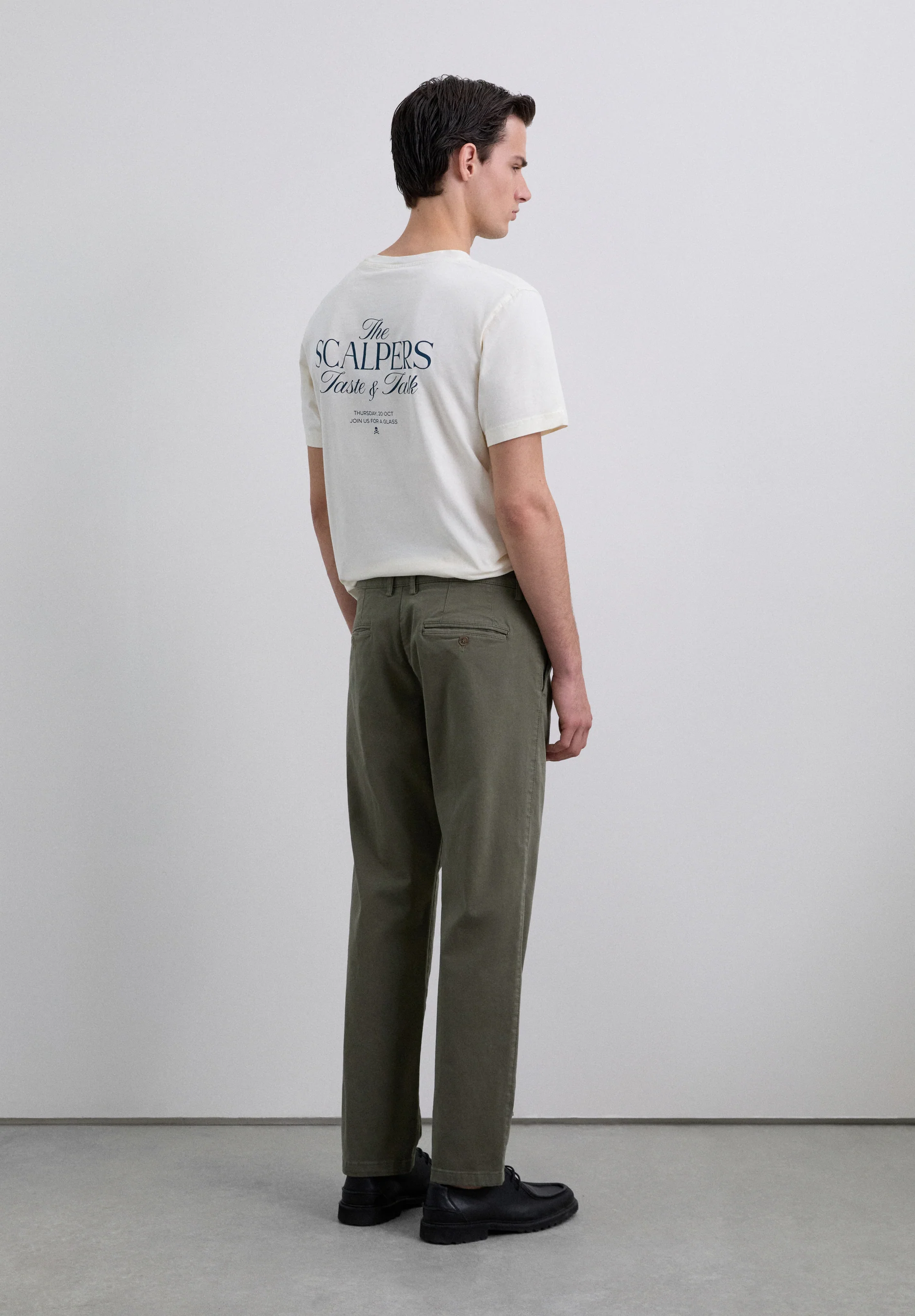 PANTALÓN PINZAS